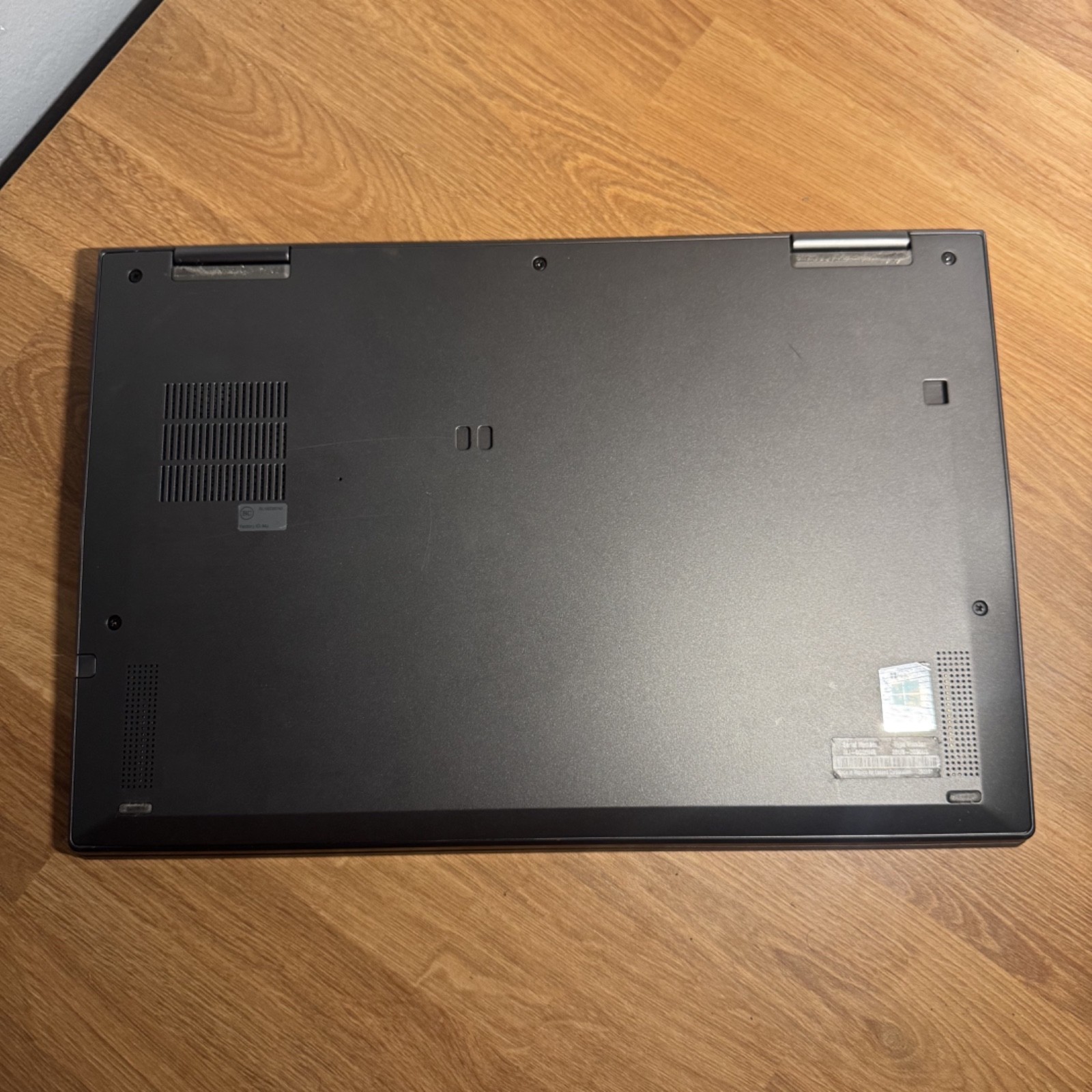 Lenovo ThinkPad X1 Yoga Gen 5 14″ TS i5-10310U 1.7GHz 16GB RAM 512GB SSD W11P #1