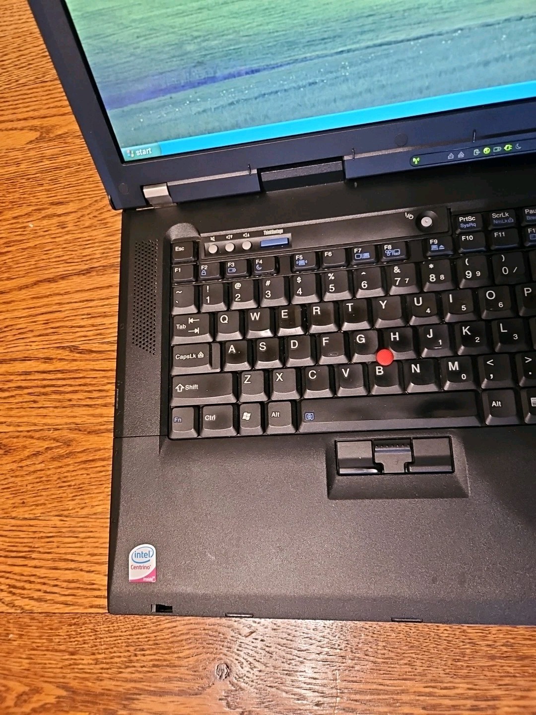 IBM ThinkPad R61 15″ Intel T7100 1.8 GHz 3GB RAM 100GB HDD Win XP Pro