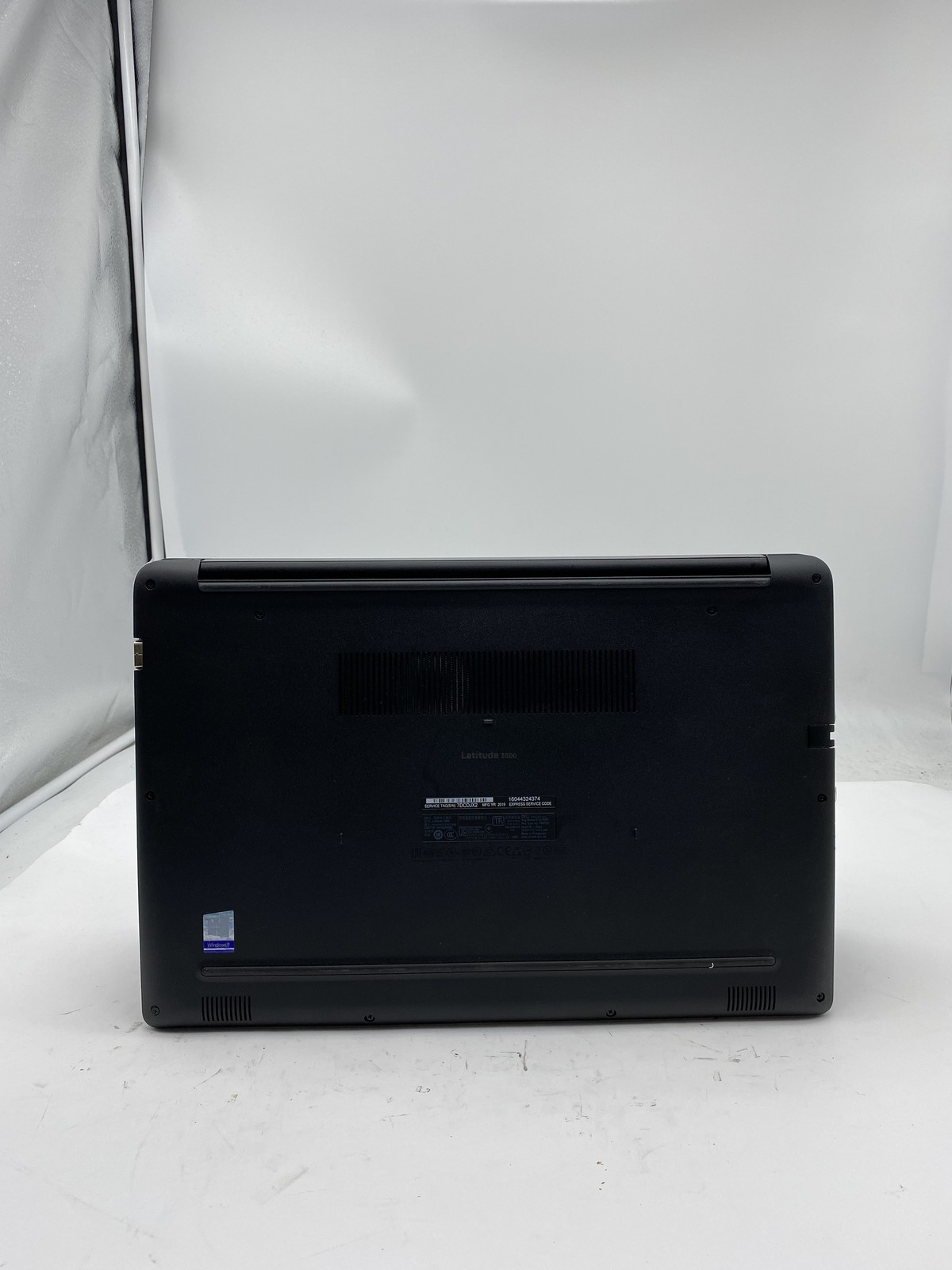 Dell Latitude 3500 Laptop Intel Core i5 8265U 1.6GHz 8GB RAM – No HDD