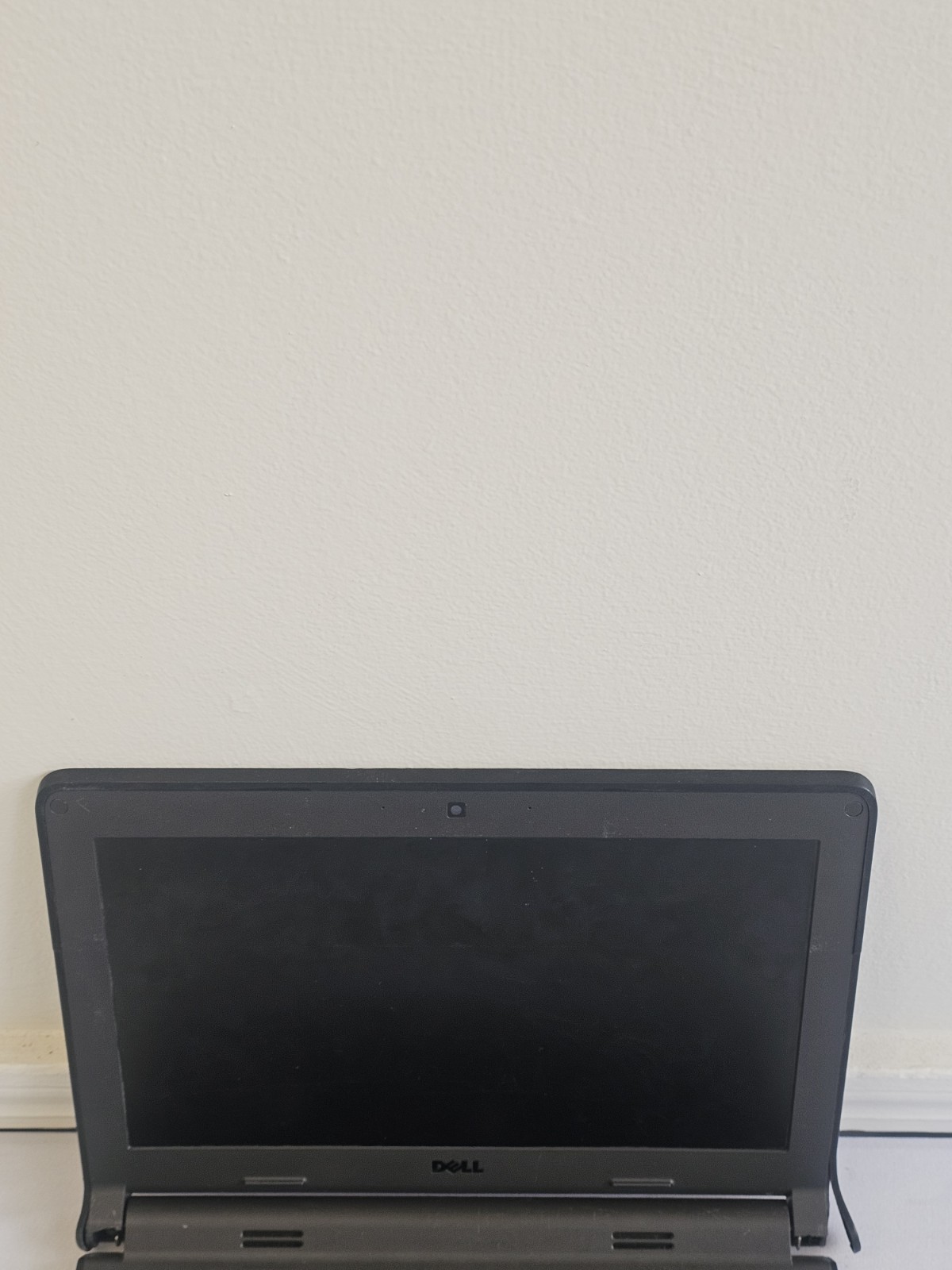 Dell Chromebook 11 P22T Laptop – Intel Celeron N2840 – 4GB RAM – 16GB SSD – READ