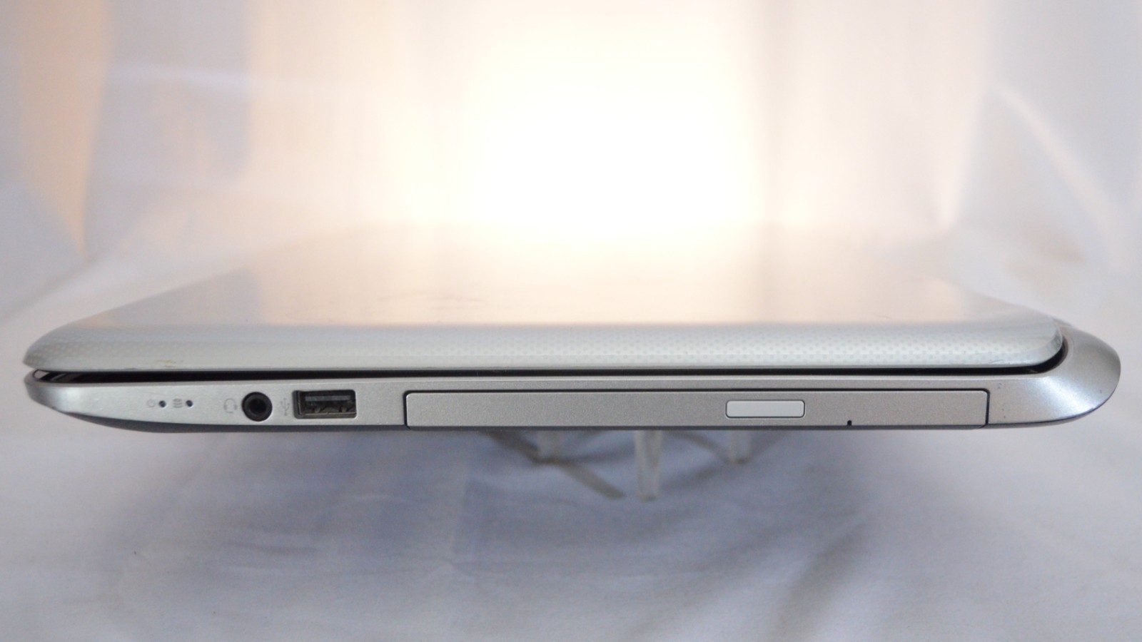HP Pavilion 15-n013dx Laptop Windows 8 15″ DVD HDMI USB 2013
