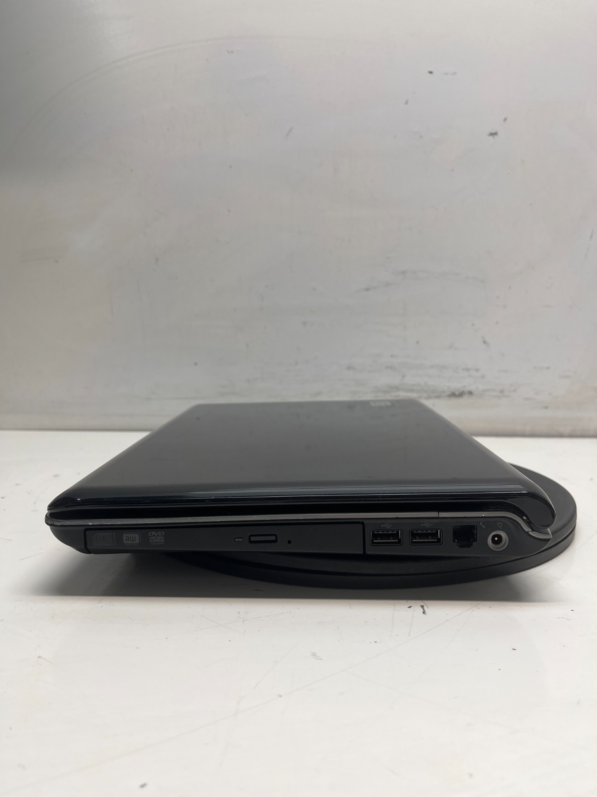Hp Pavilion dv2000 AMD Turion 64 x2 1GB NO HDD READ