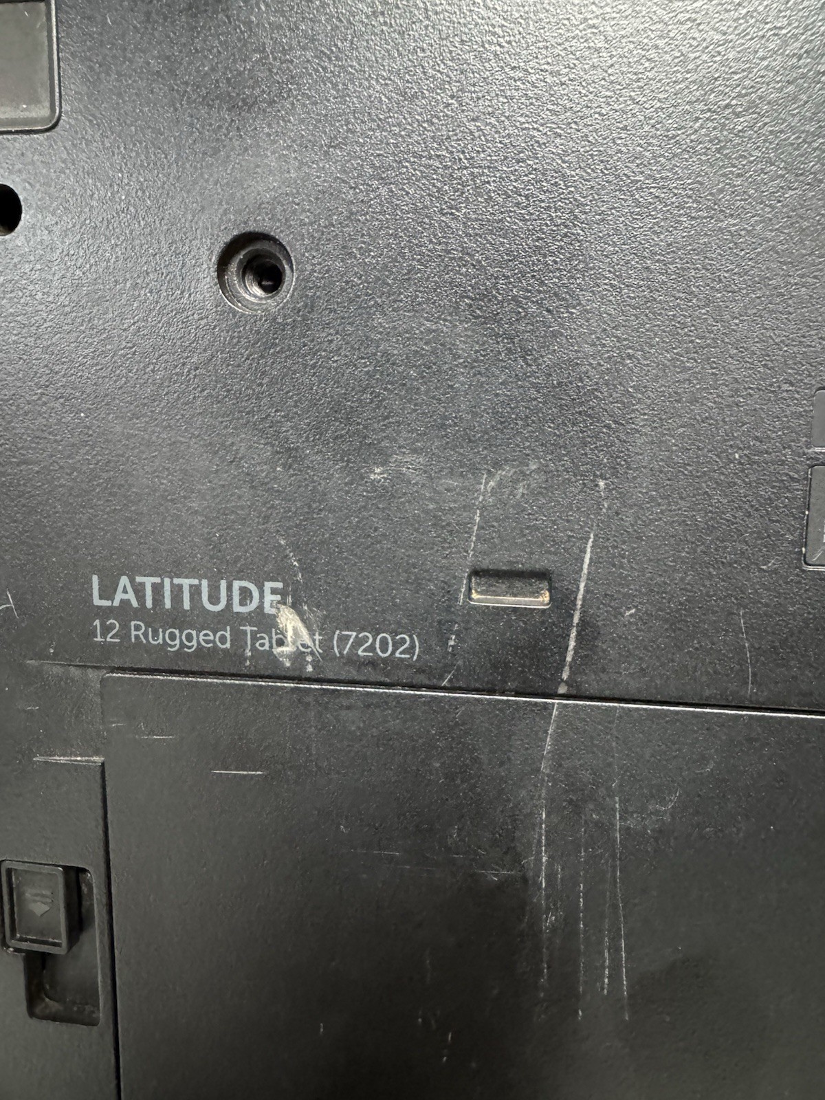 Dell Latitude 12 Rugged 7202 Tablet | i5 | 8GB | Broken Screen | For Parts