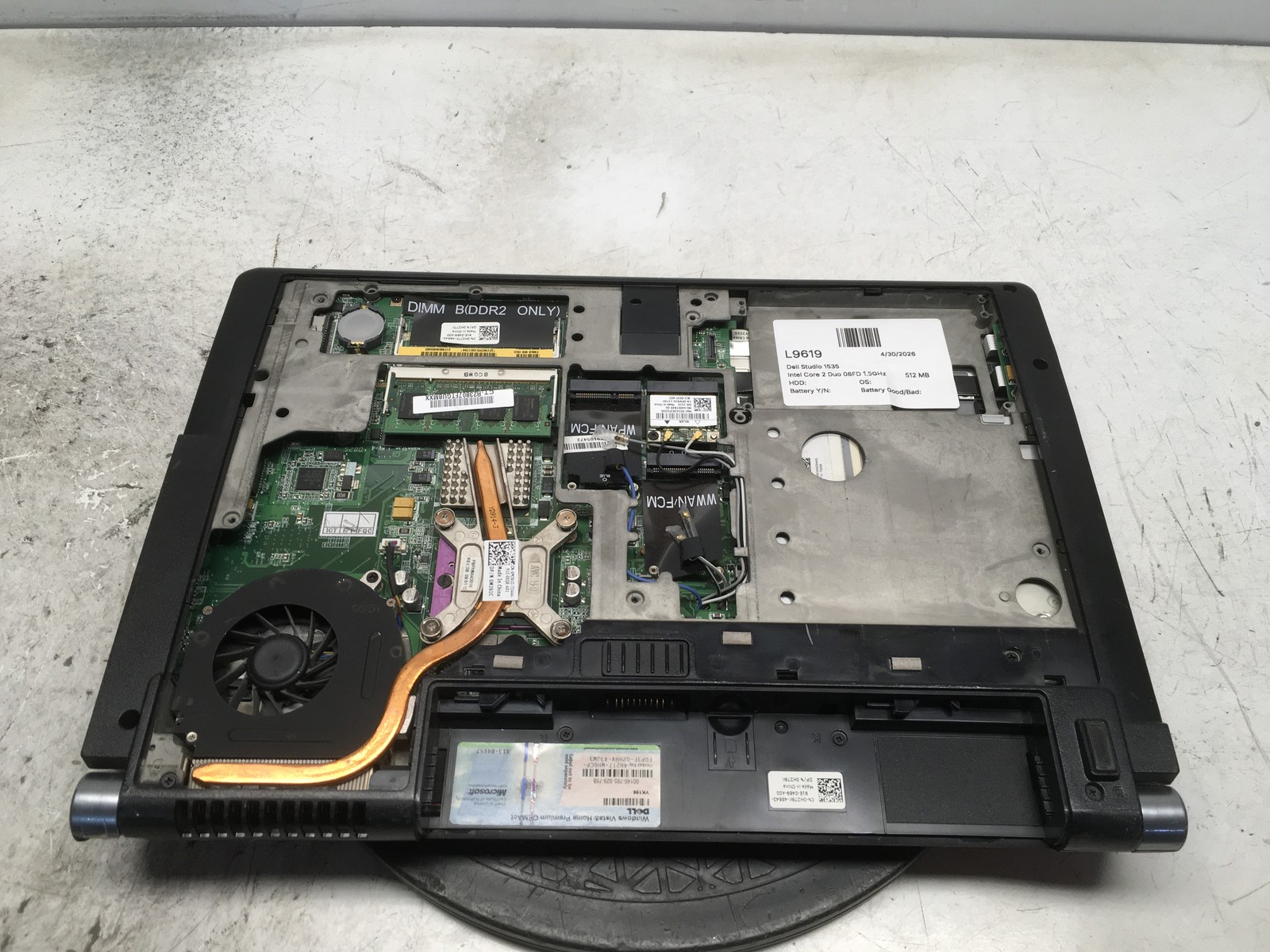 Dell Studio 1535 Intel Core 2 Duo 06FD 1.5GHz 512 MB NO HDD No Batt