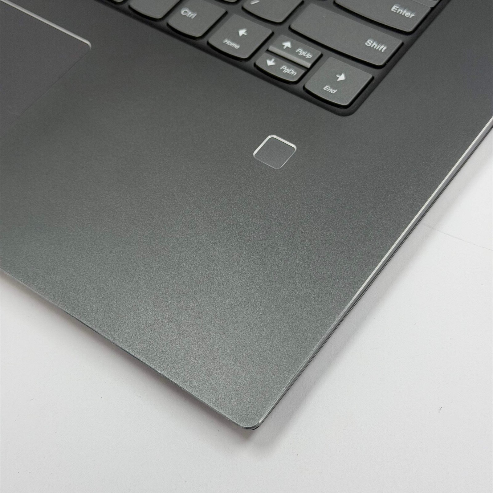Lenovo IdeaPad Flex 5-1570 15.6″ i7-8550U 1.8GHz 16GB RAM 512GB SSD GeForce 940M