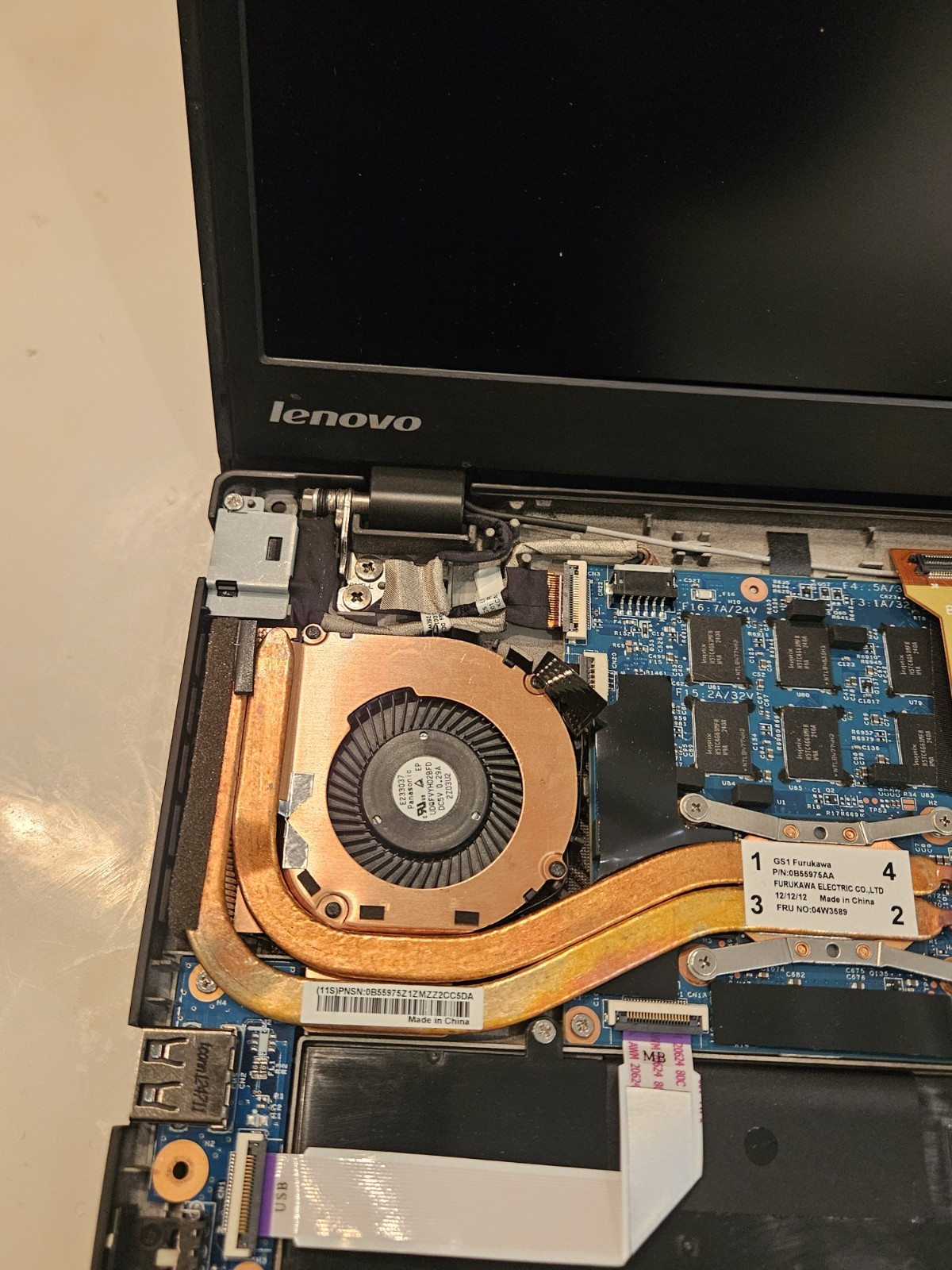 Lenovo Thinkpad X1 Carbon 1st Gen Laptop i5-3427U Read