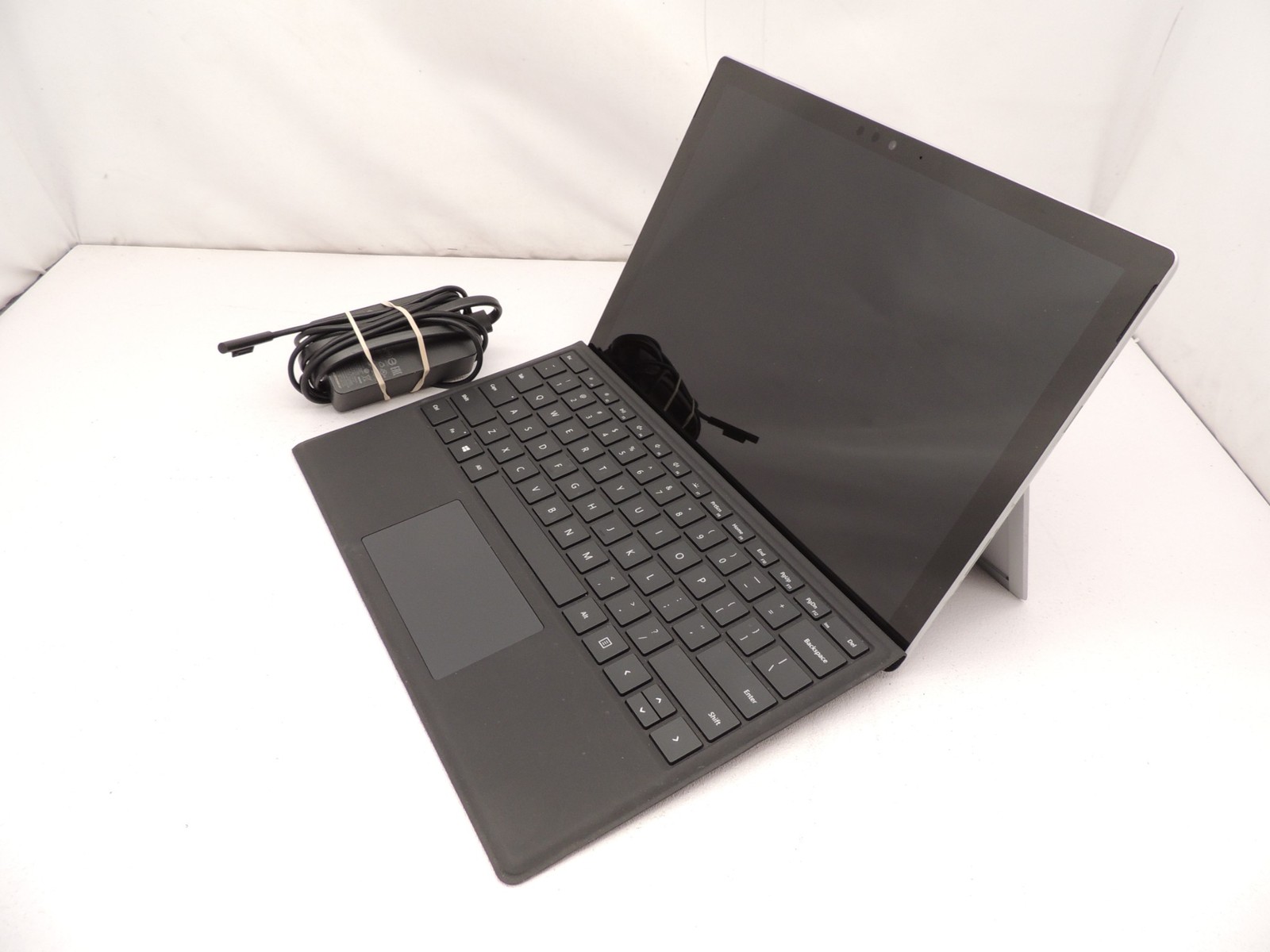 Microsoft Surface Pro 5 1807 LTE Core i5 7300U 8GB 256GB Windows 10 Complete