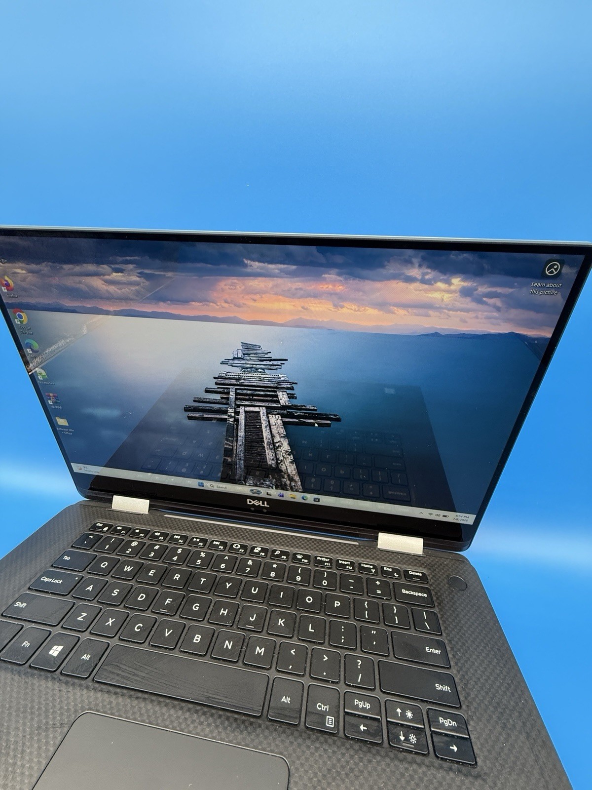 Dell XPS 15 9575 i7-8706G 16GB RAM 256GB SSD RX Vega 4GB GPU FHD Touch Win 11