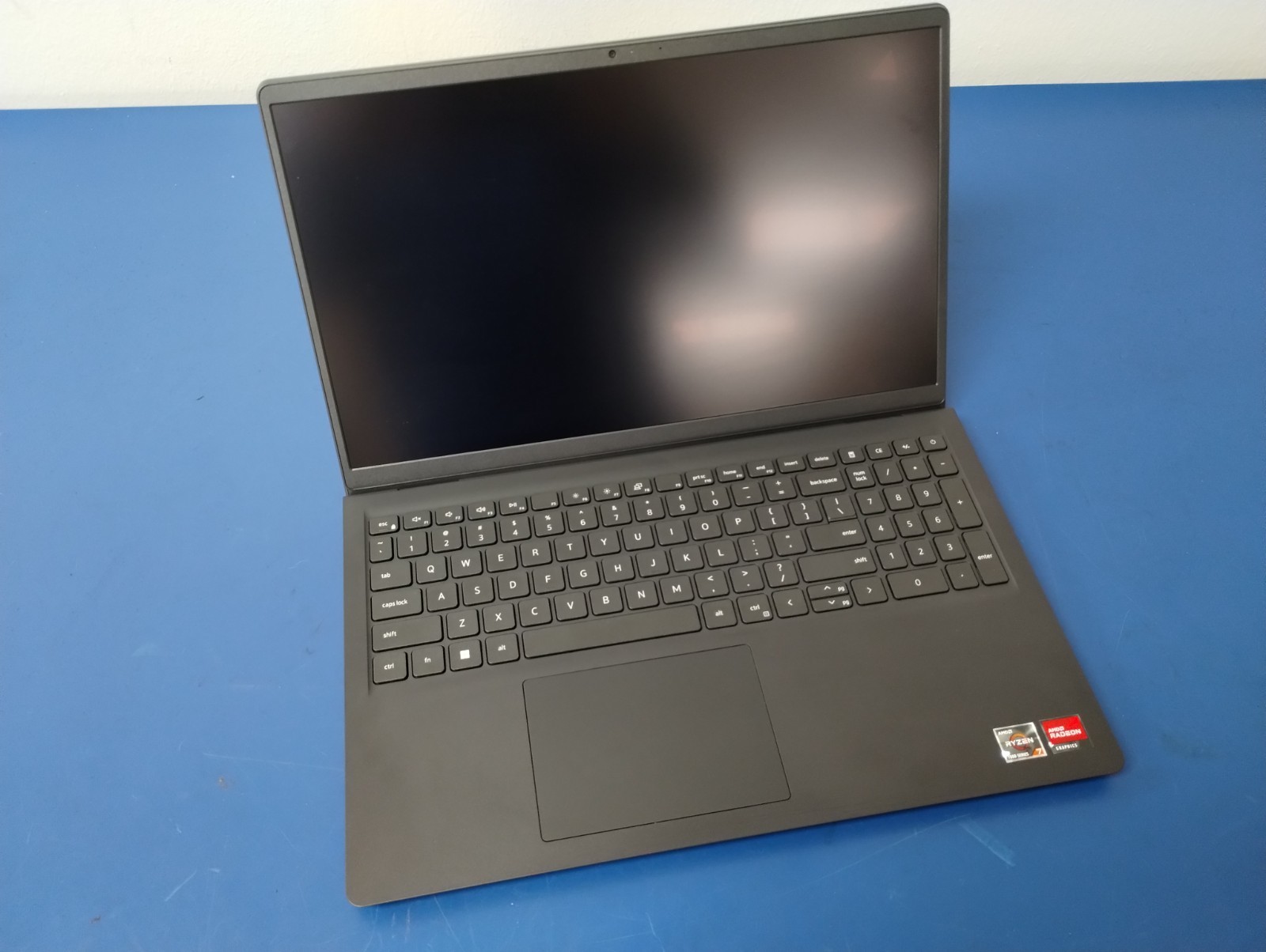 DELL 15 DC15255 G8MK9, AMD Ryzen 7 7730U, 2.00 GHz, 16 GB RAM, 512 GB NVMe