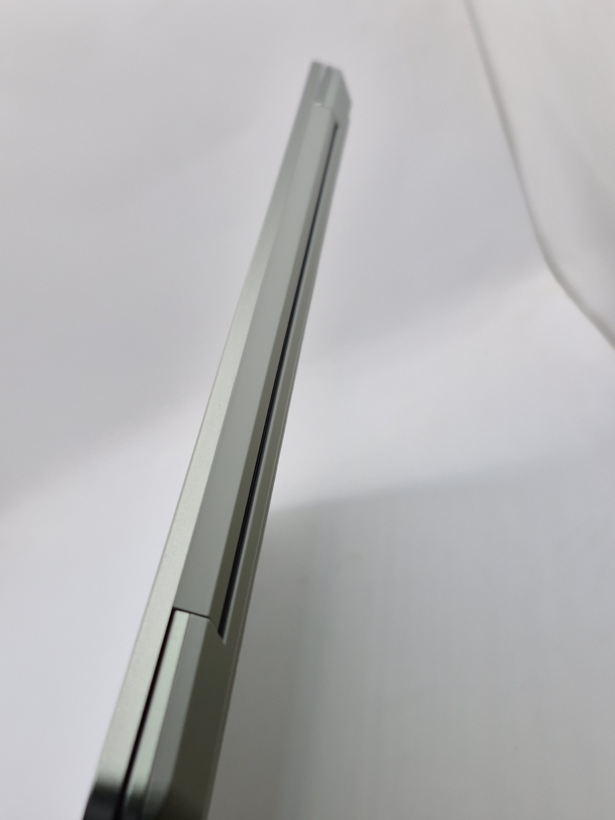 Microsoft Surface Laptop Go 3 12.4″ 8GB RAM – 256GB SSD Sage Cycle 101