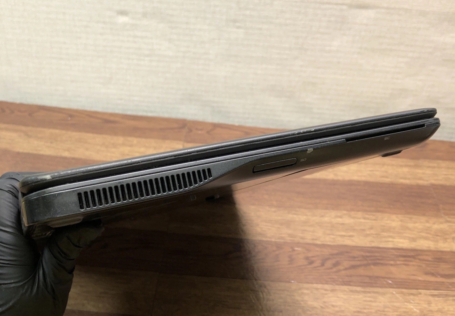 Dell Latitude E7450 14” Core i5-5300U 2.30GHz 256GB SSD 8GB RAM DDR3 – No OS