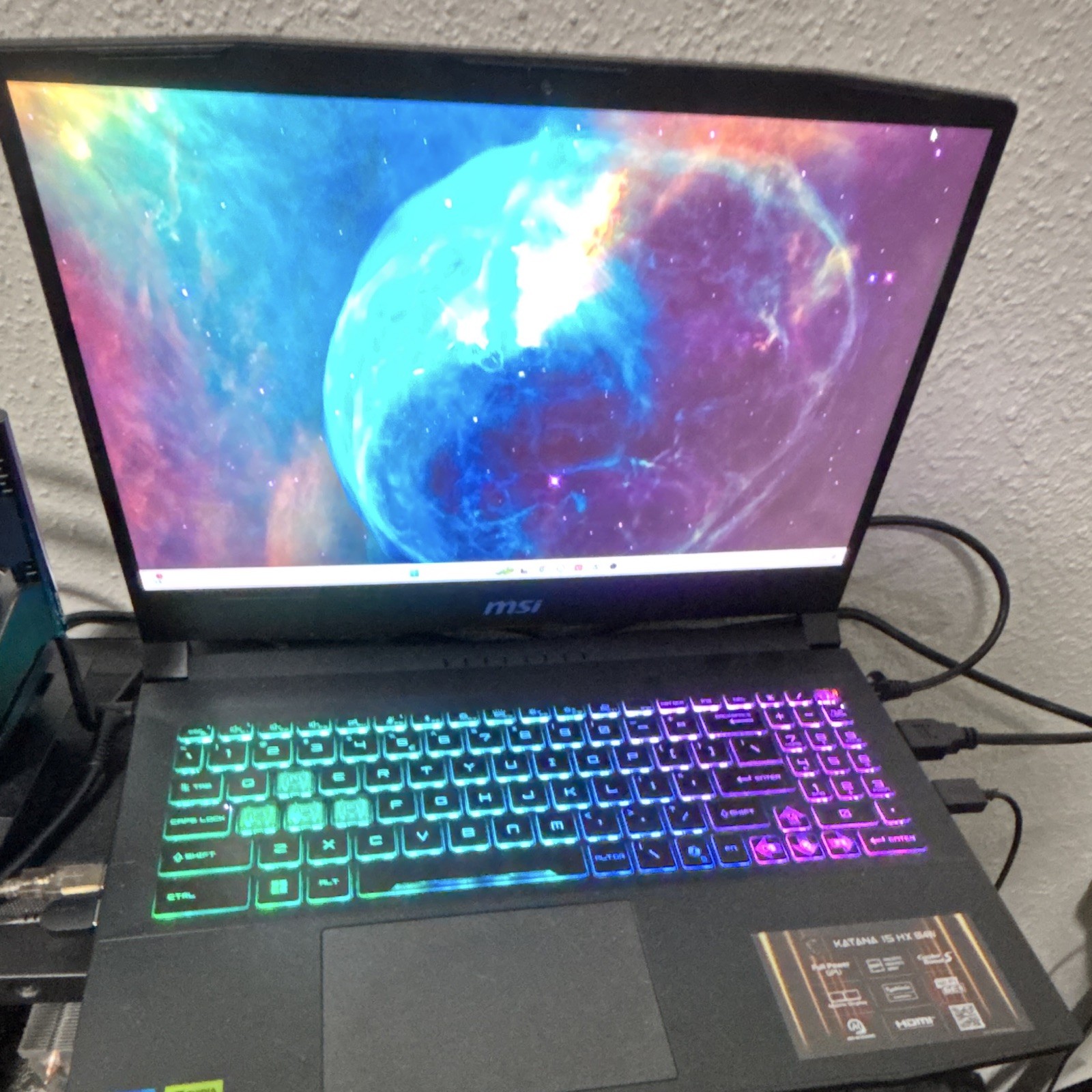 MSI Katana 15 HX B14WGK i7-14650HX RTX 5070 16GB 1TB SSD 15.6″ Black
