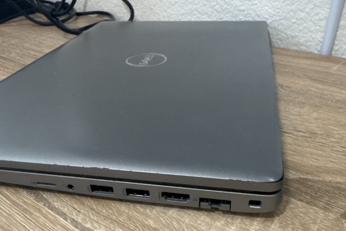 DELL Latitude 5520 i7 11th Gen., 477Gb Storage, 16GB Ram, No power adapter.
