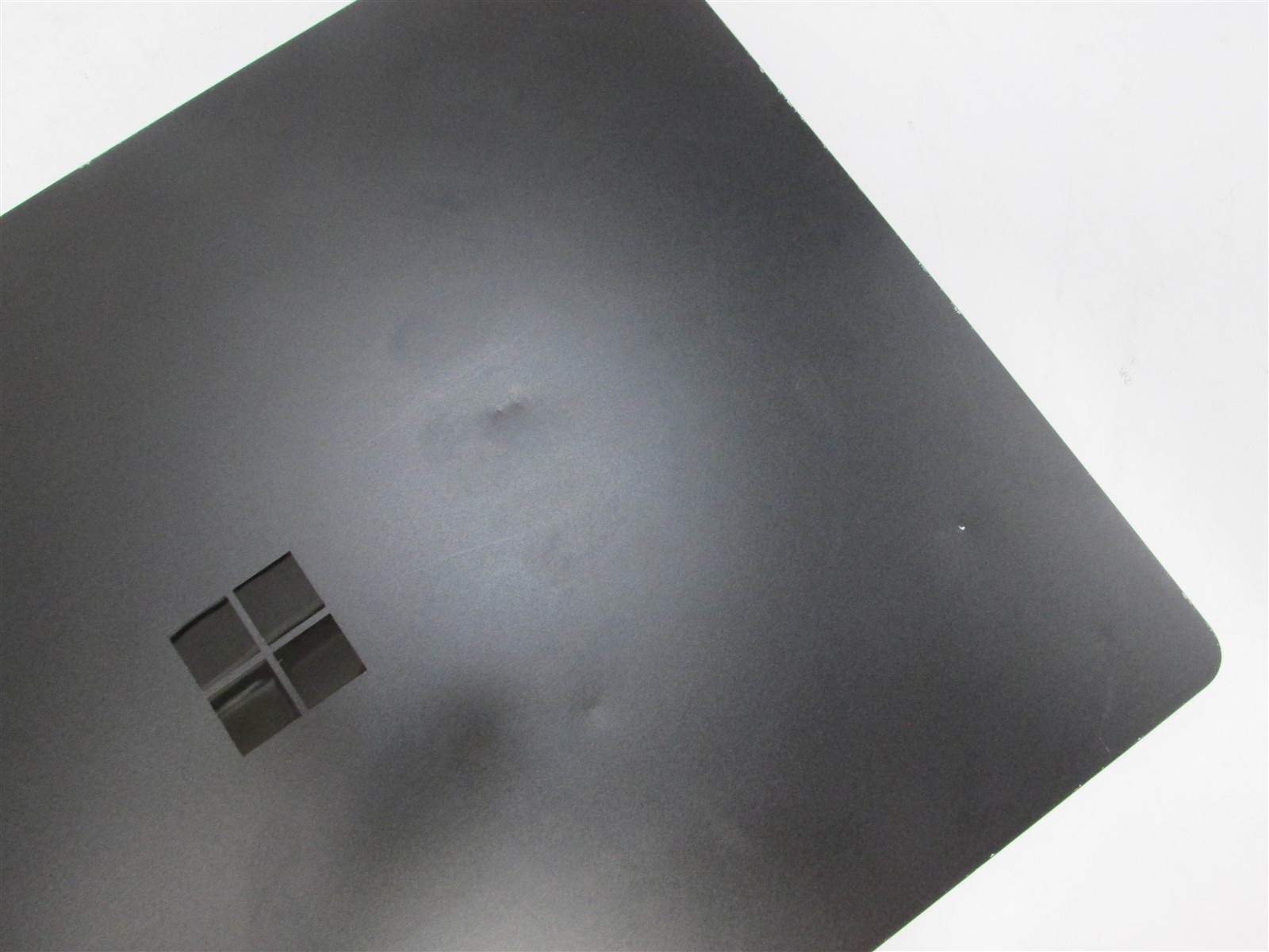 Microsoft Surface Laptop 5 1951 i7-1265U 2.7GHz 32GB RAM 1TB 13″ Win 11 Pro DMG