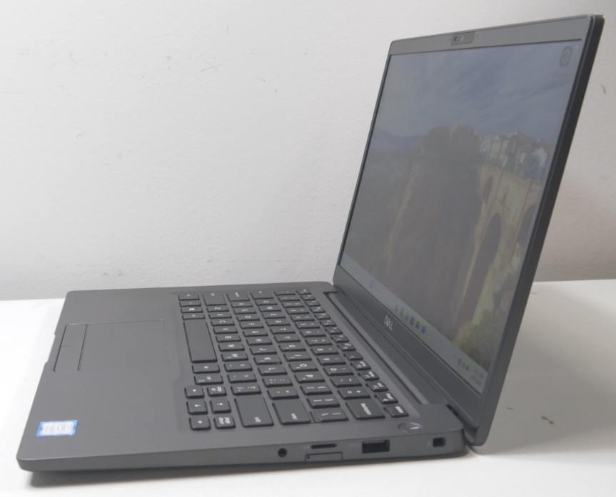 Dell Latitude 7400 14″ Laptop Intel Core i5-8265U 256 SSD 8GB RAM Win 11 Pro