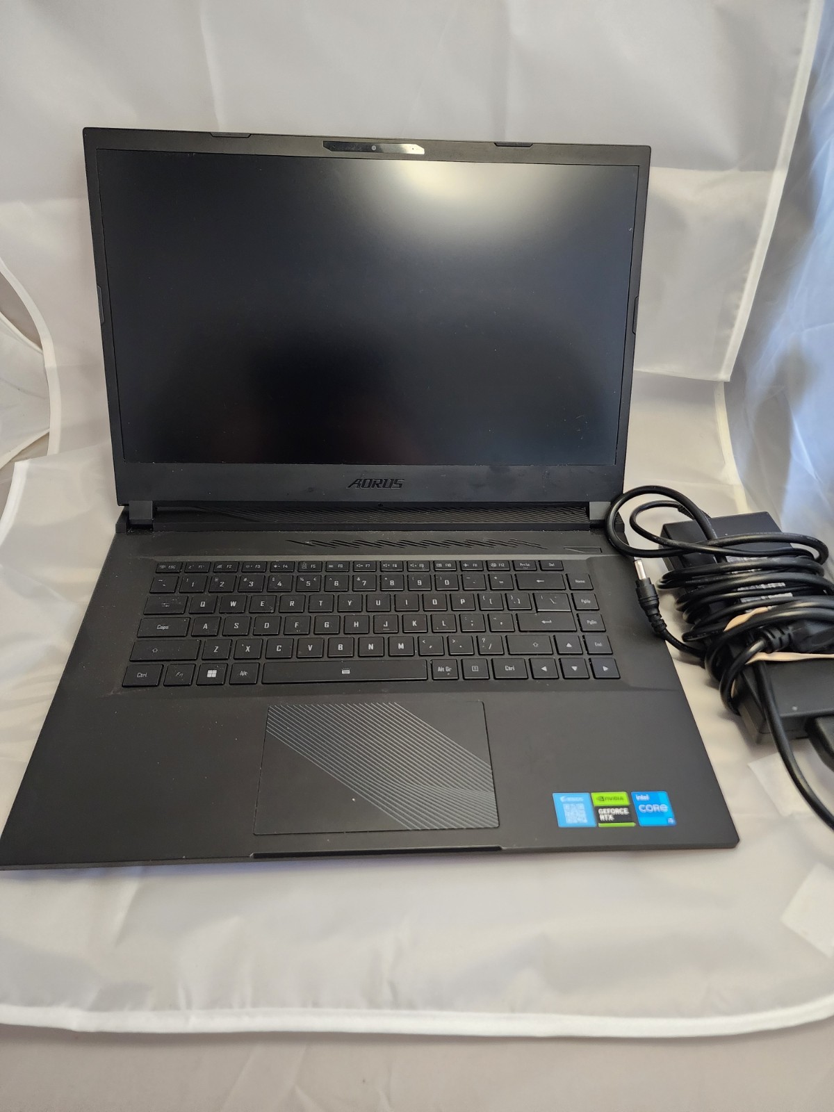 Aorus 15P-2023 Gaming Laptop RTX3050 i5-13th Gen 8Gb Ram 512GB SSD Windows 11