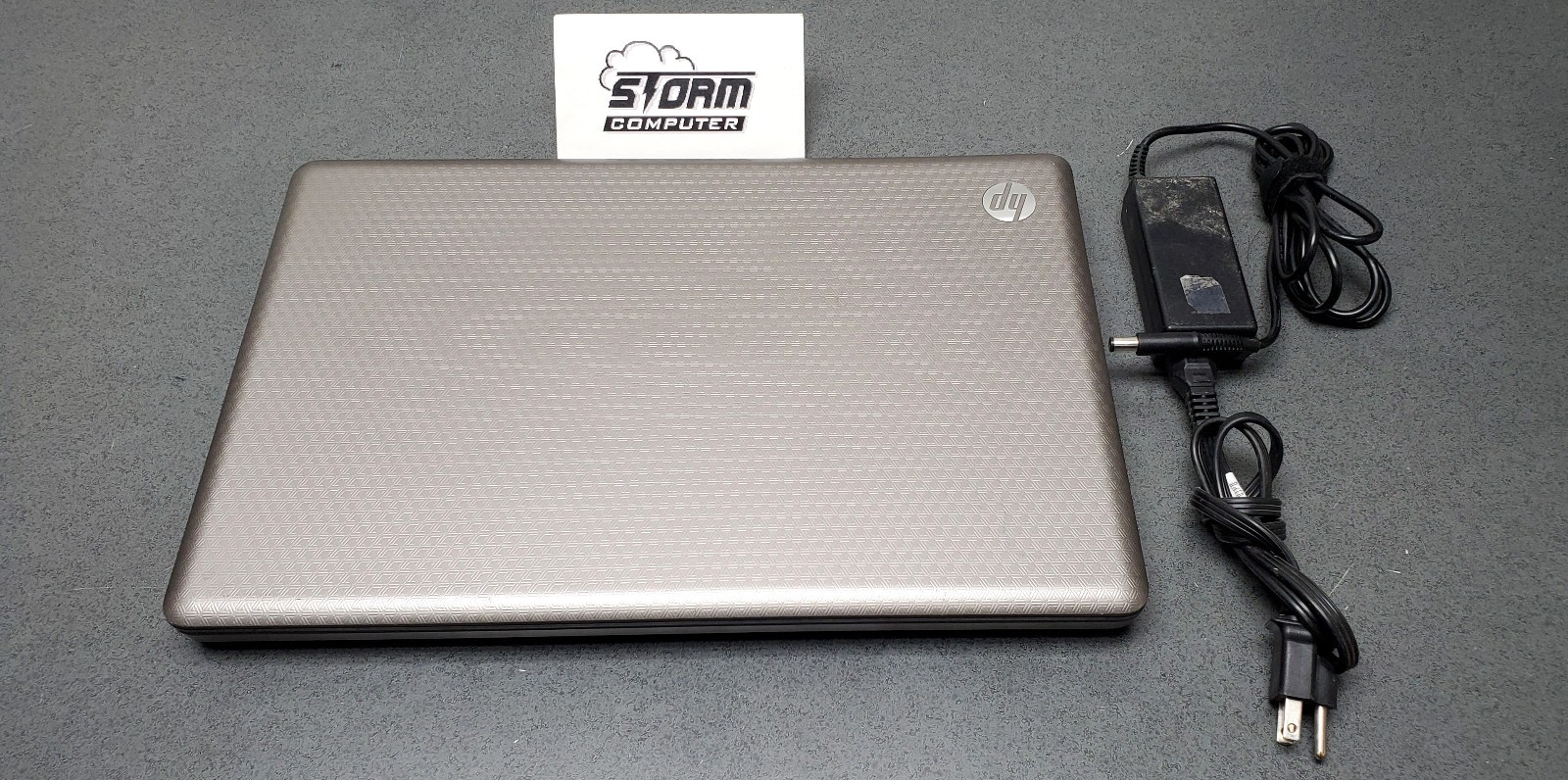 Vintage HP G72-B60US i3-M370 2.40 GHz 4GB 500GB 2.5″ HDD 17″ XG988UA
