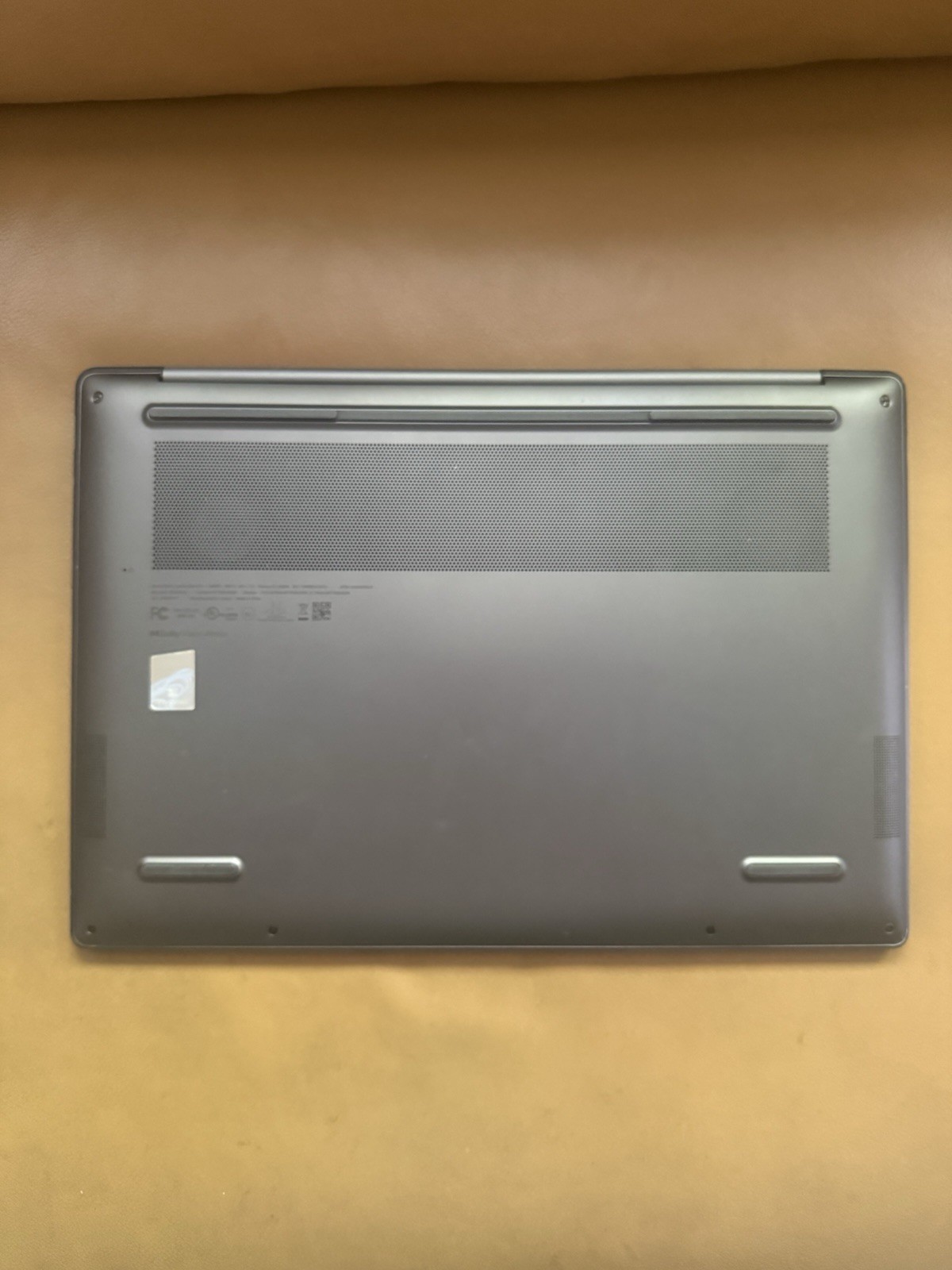 Lenovo Slim Pro 7 14″ Laptop R7 7735HS/16GB/RTX 3050 6G/SSD512GB/2.5K/Touch/90Hz
