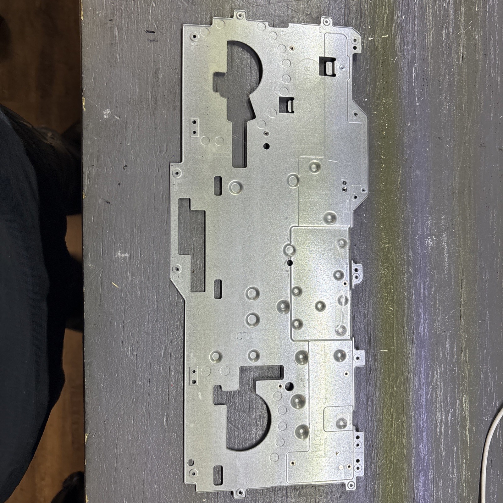 Alienware 17 R4 P31E001 2016 Bottom Cover No Screws | Caddy Included