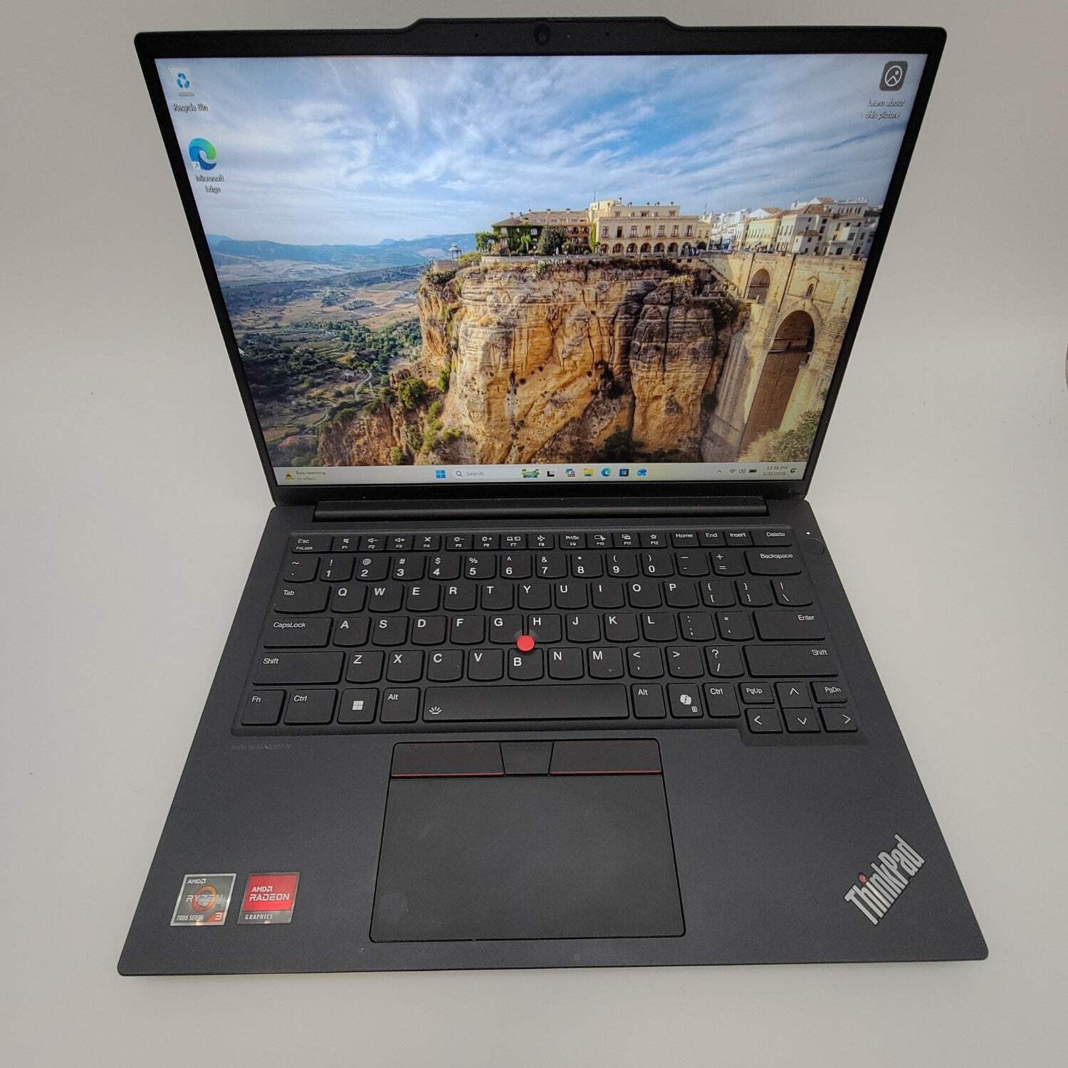 Lenovo ThinkPad E14 Gen 6 21M3 15.6″ Ryzen 3 7335U 2.9GHz 32GB RAM 1TB SSD 32GB