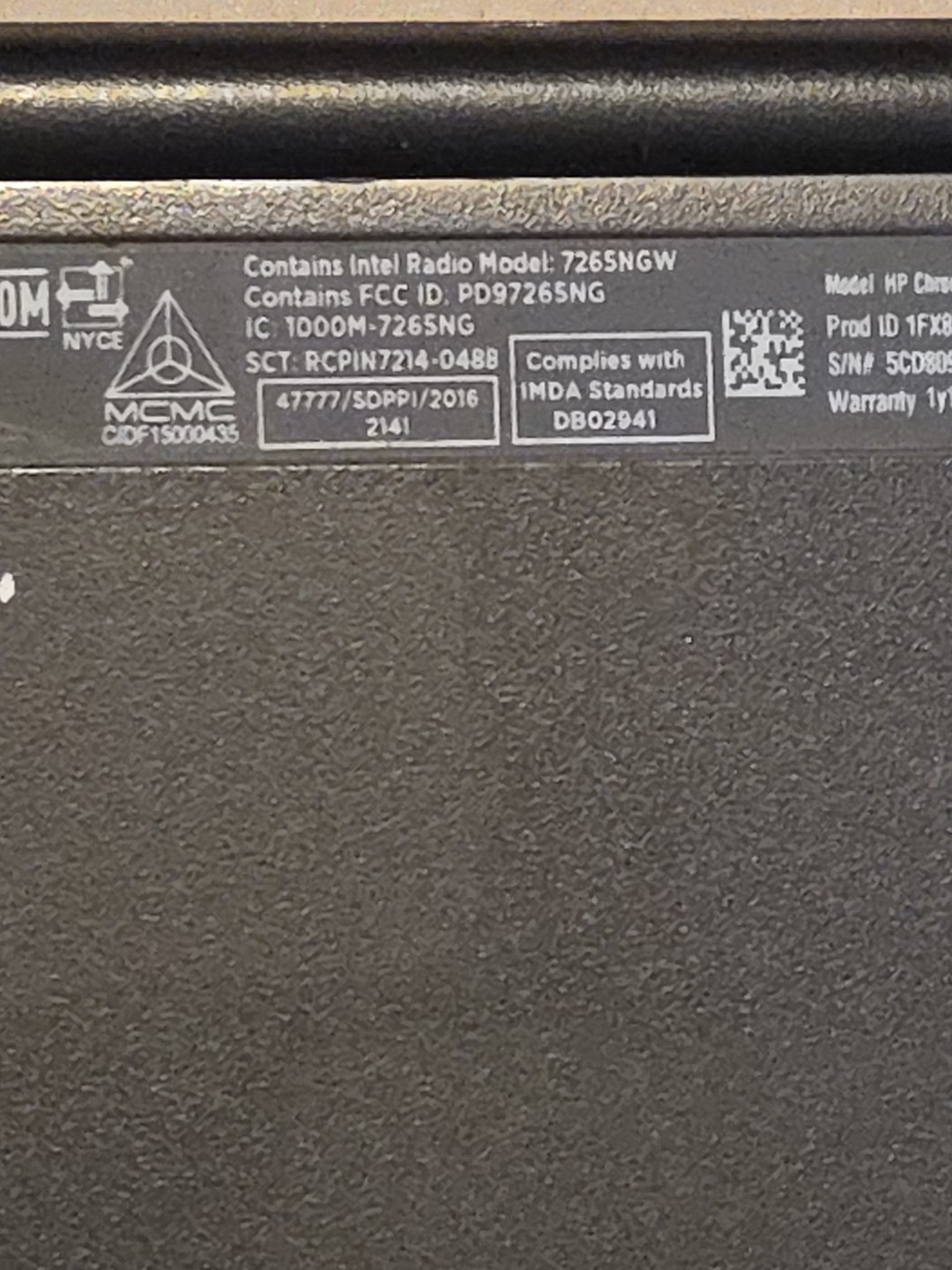 HP CHROMEBOOK 11 G5 EE..PARTS OR REPAIR. BUSTED SCREEN..NO CHARGER..UNTESTED