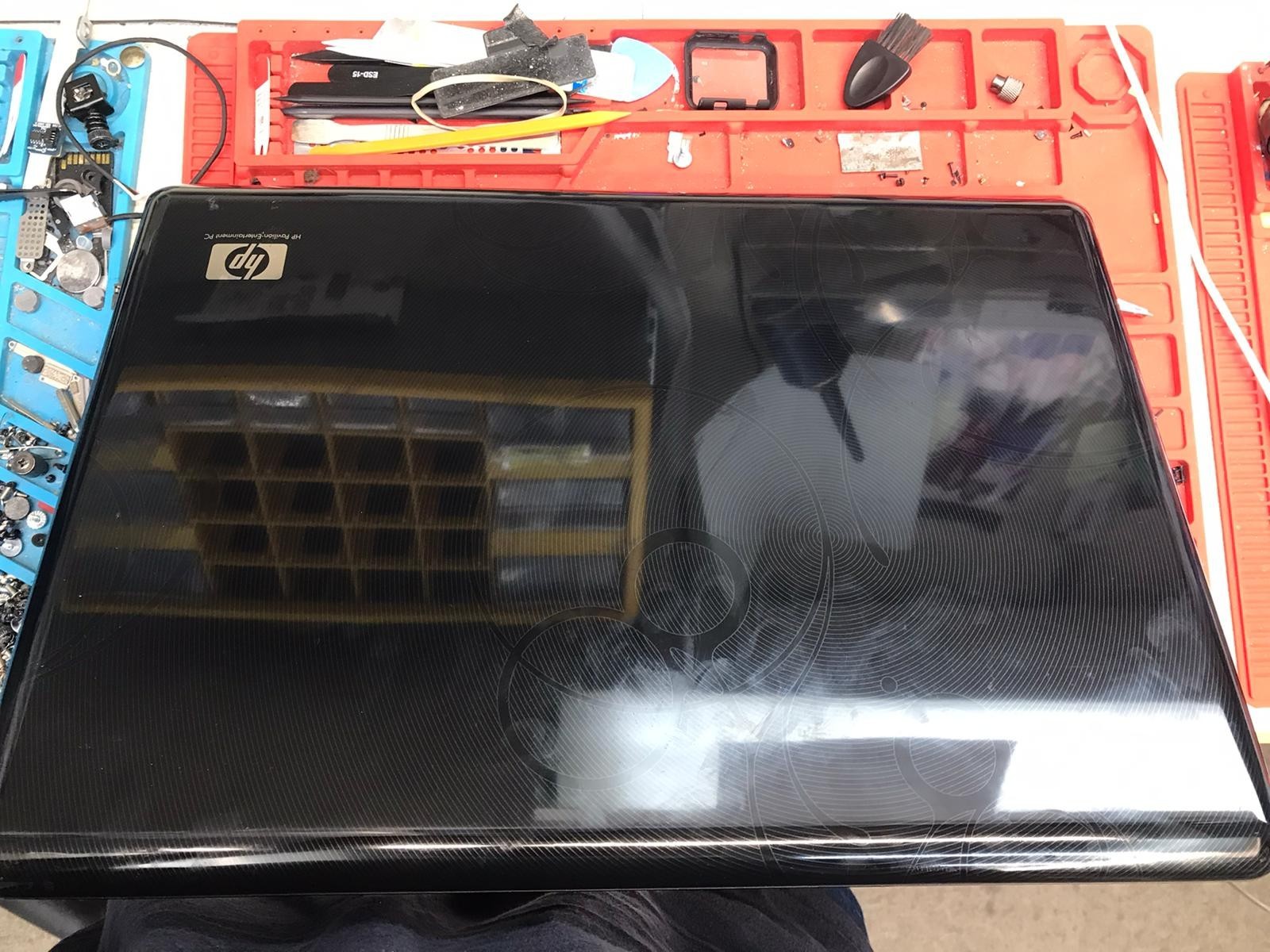 HP Pavilion Entertainment Windows7 home premium Nvidia GraphicsAMD Turion 64