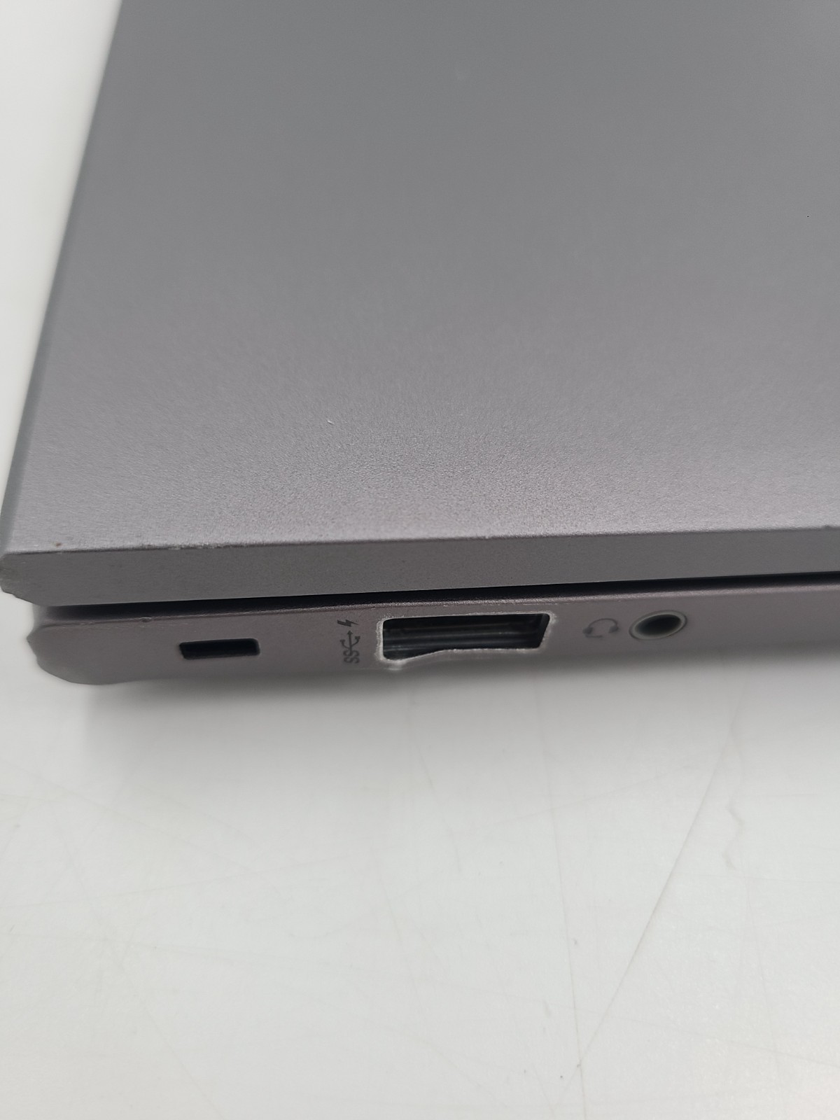 HP zBook Firefly 15 G8 i7-1165G7 2.80GHz 16GB RAM 512GB SSD Win 11 Pro w/Charger