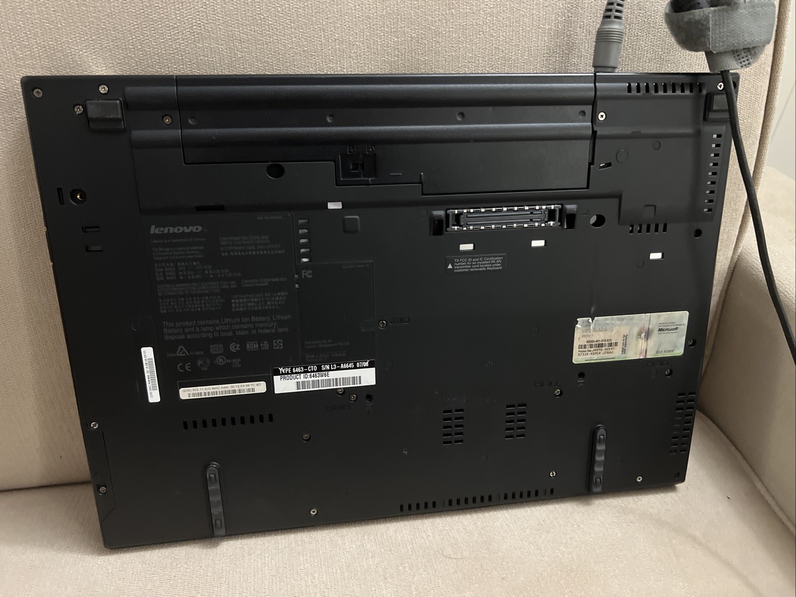 IBM Lenovo ThinkPad T61 14″IN LCD T7300 2.00GHz 2GB RAM 80GB HDD Windows XP PRO
