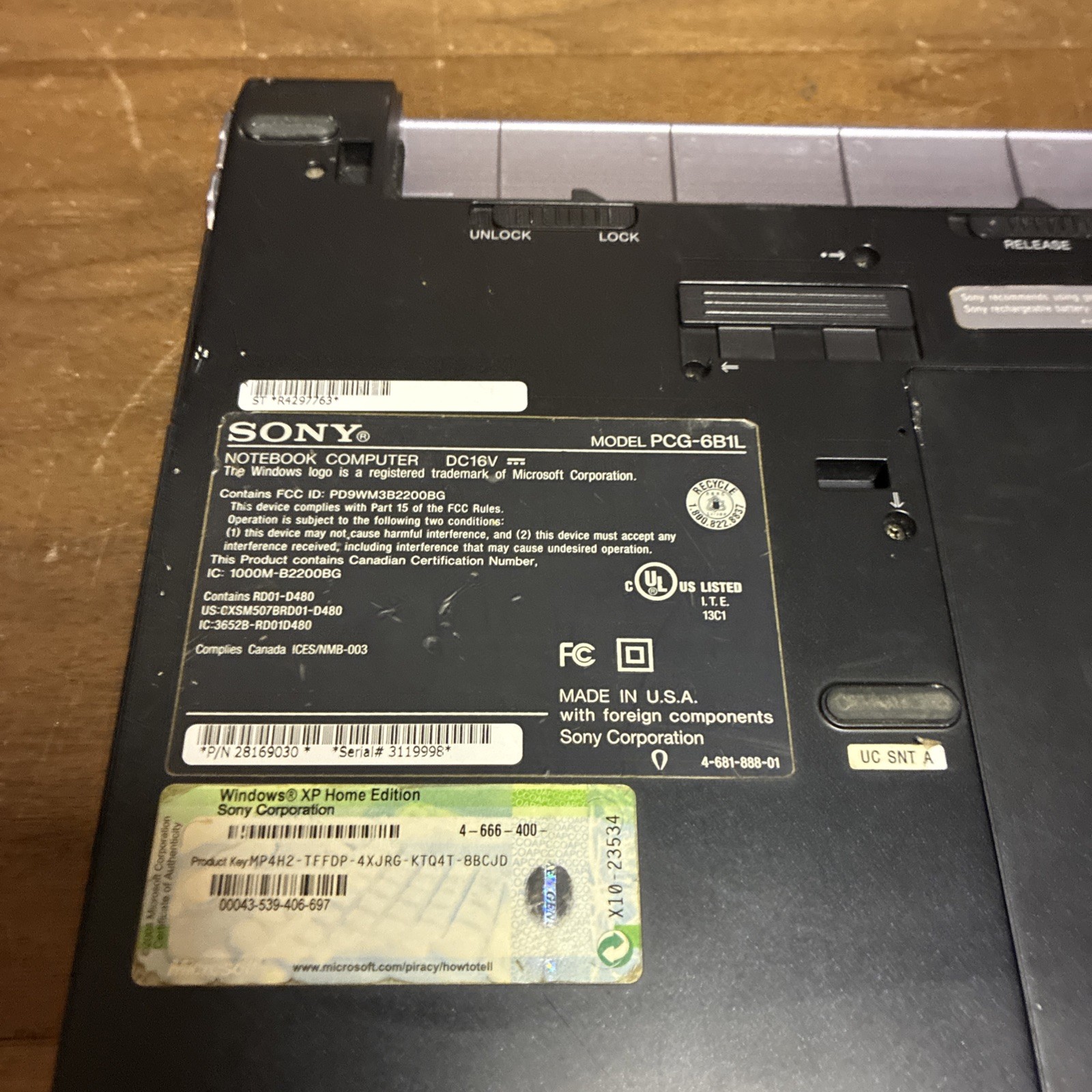 Sony Vaio PCG-V505EX PCG-6B1L Laptop Vintage ((FOR PARTS REPAIR UNTESTED))