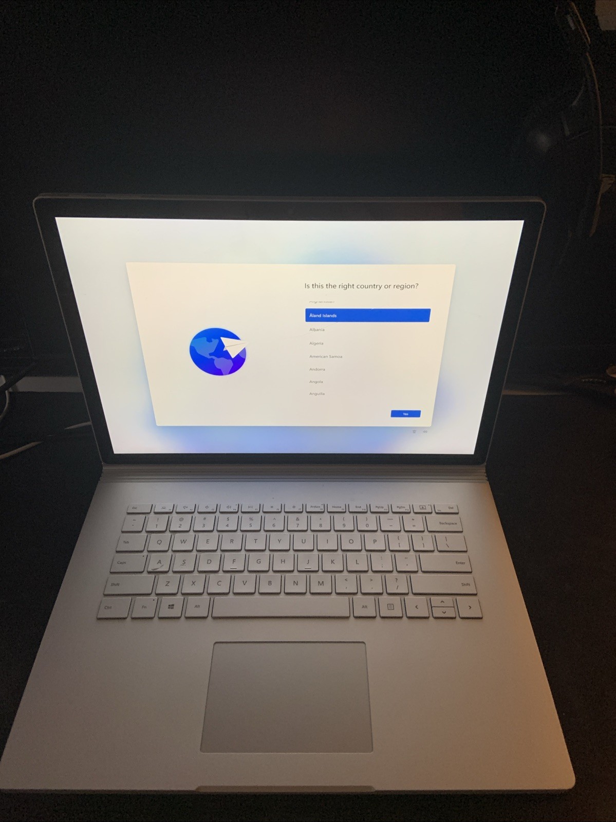 Microsoft Surface Book 3 15” 1900 TOUCH-10th i7-1065G7 16GB 256GB GTX 1660ti M-Q