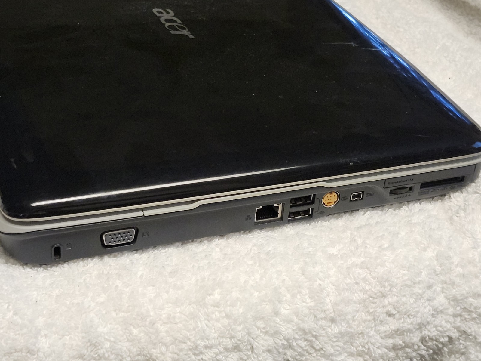 Acer Aspoire 5720 Laptop Windows Vista Home Premium DVD RW