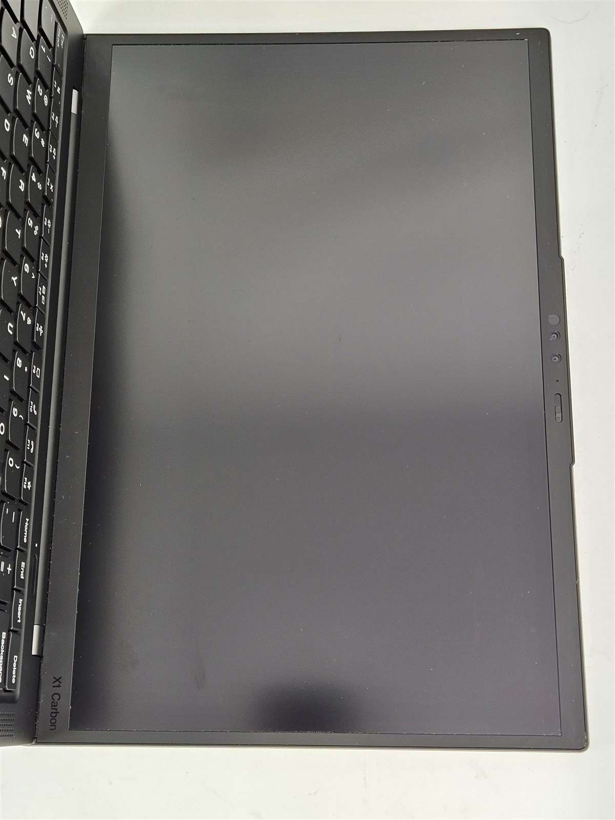 Lenovo ThinkPad X1 Carbon Gen 10 Black 14″ Core i7-1265U 16GB RAM 512GB NVMe SSD