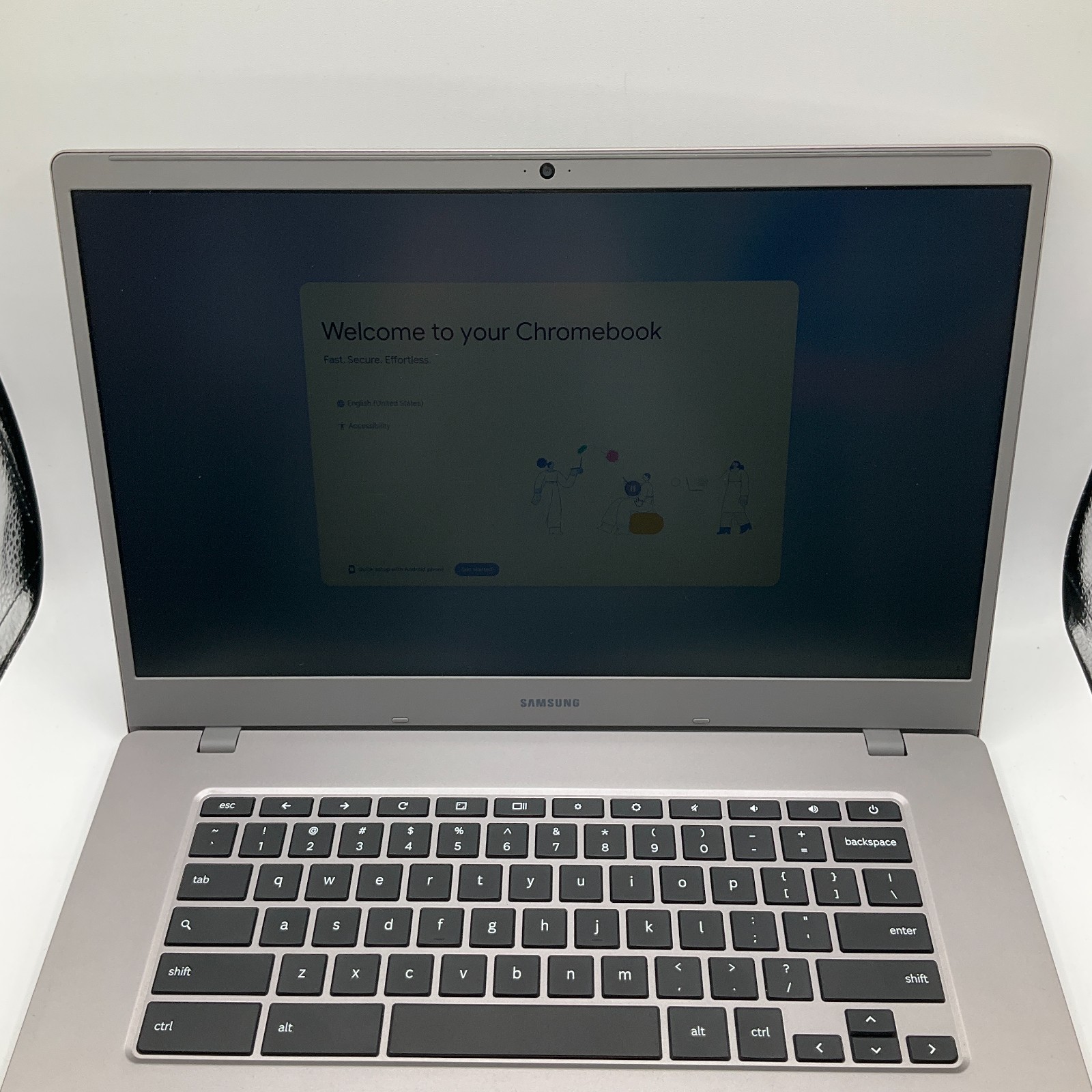 Samsung Chromebook XE350XBA 15.6″ Celeron N4000 4GB 32GB With Charger