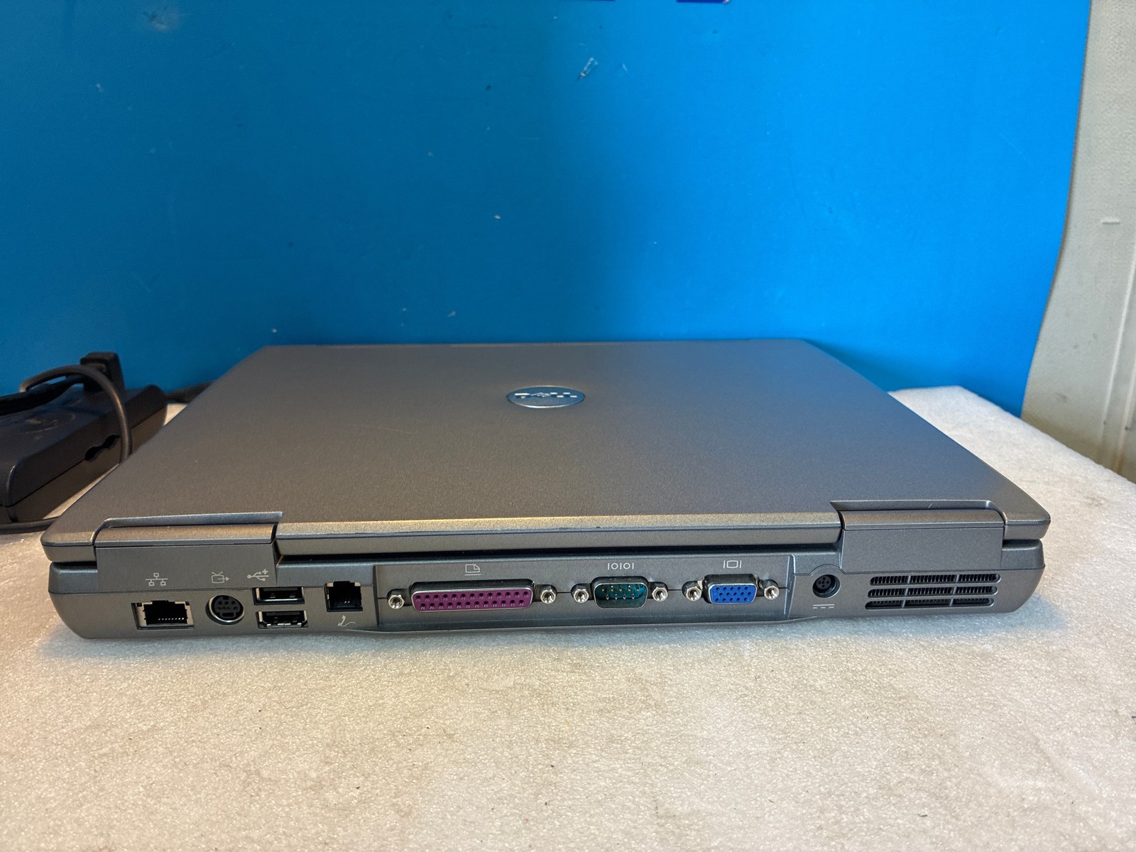 🔥 Dell Latitude D610 Laptop Intel Pentium M 2GHz 2GB RAM 160GB HDD Win XP