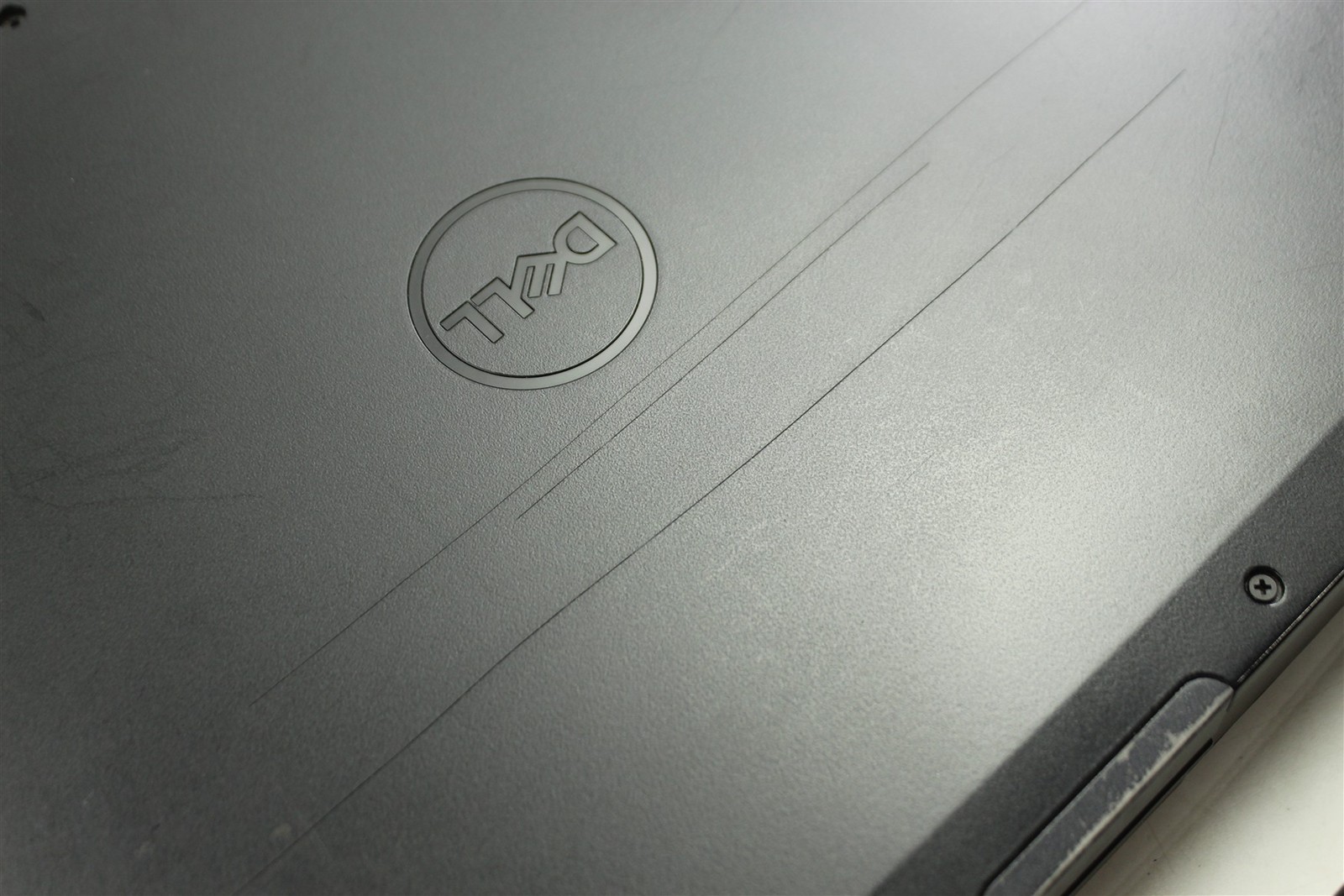 Dell Latitude 5424 Rugged 14″ FHD Touch i5-8350U 256GB SSD 8GB RAM NO OS RGB KB