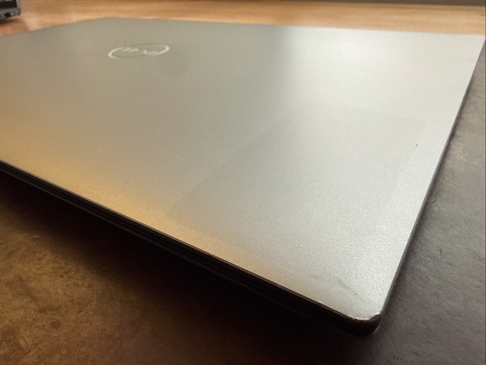 Dell Precision 5550 15in FHD+ i7-10750H 2.60GHz – 32GB 512GB SSD – Quadro T1000