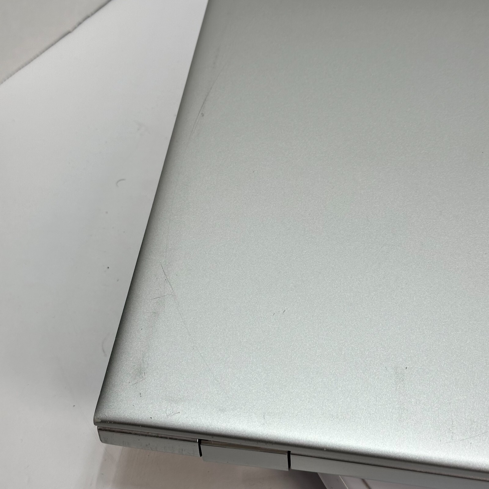 HP ProBook 650 G4 i5 7th Gen 15.6″ Laptop AS IS PARTS BOOTS CRACKED