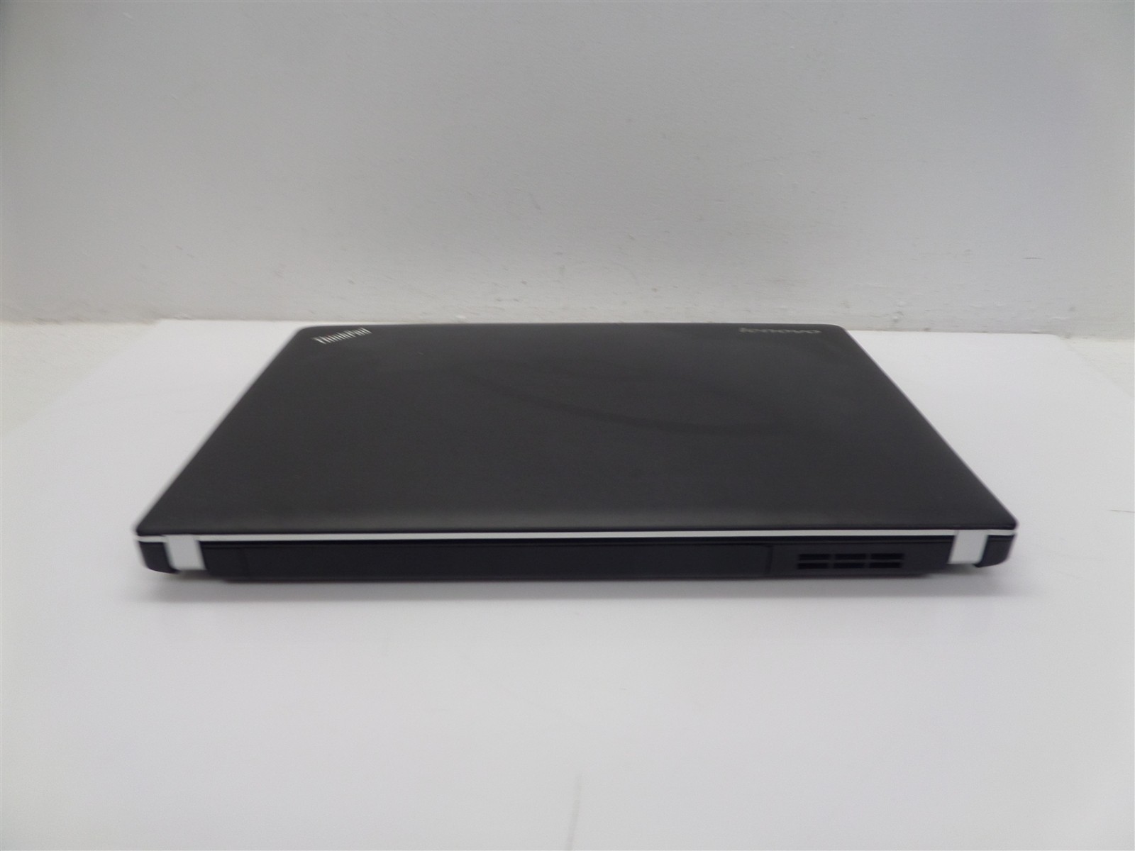 Lenovo ThinkPad E440 14″ Laptop w/ i7-4702MQ 2.2GHz CPU 8GB RAM – Line In Screen