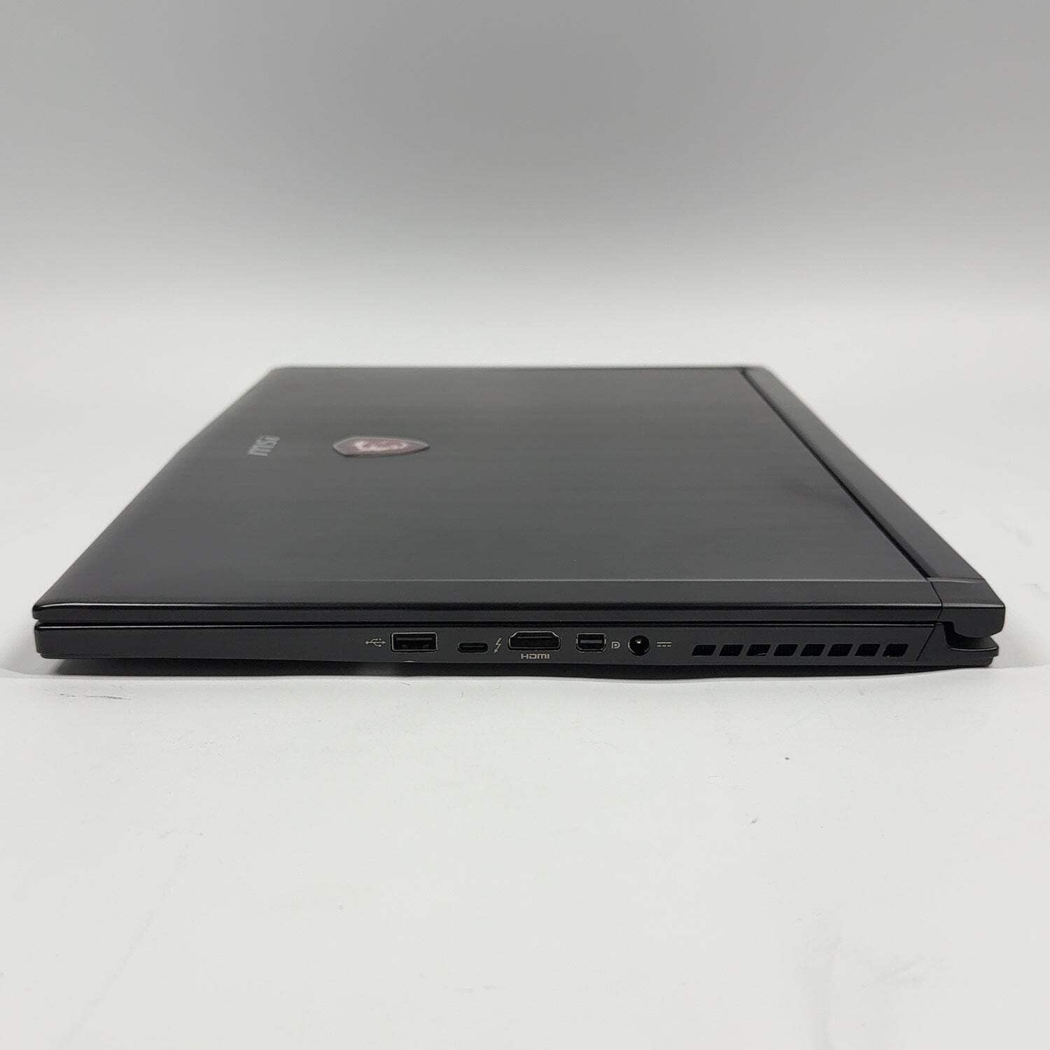 MSI Stealth GS73 17.3″ i7-8750H 16GB RAM 2TB HDD GeForce GTX 1070 Max-Q READ