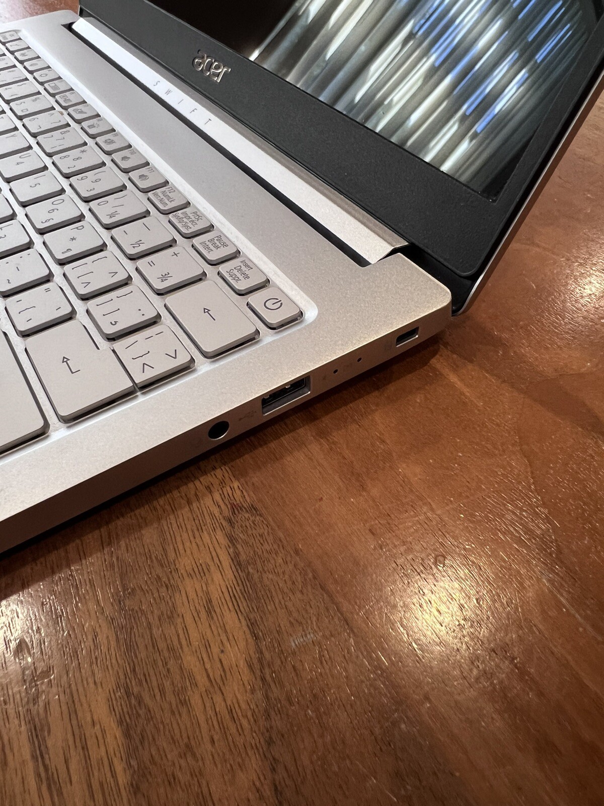 Acer Swift 3 SF313-53-77NL 13.5″ Laptop