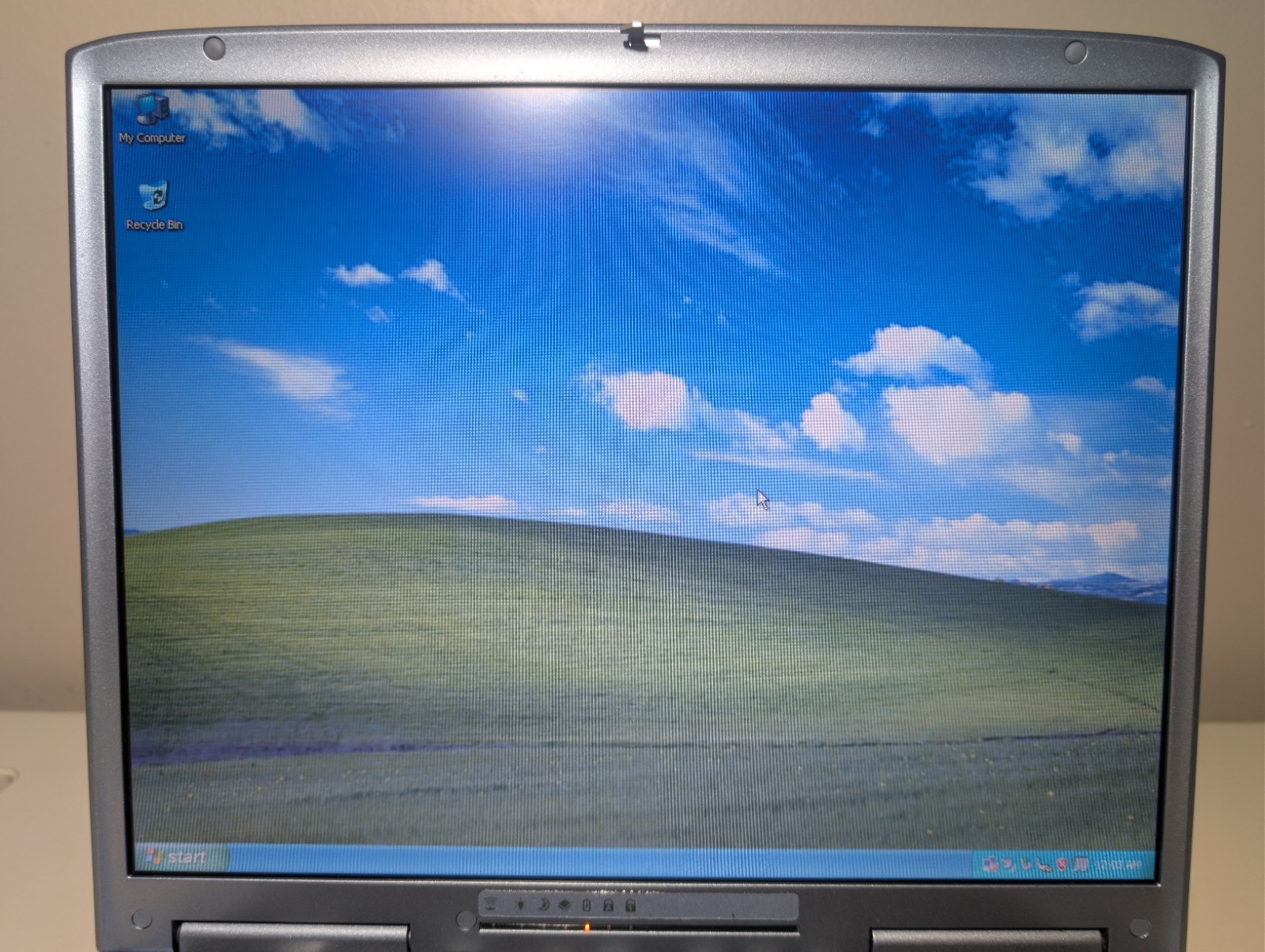 HOWARD MS2117 (1846) | PENTIUM 4 512MB RAM 20GB HDD | Win XP None on eBay!