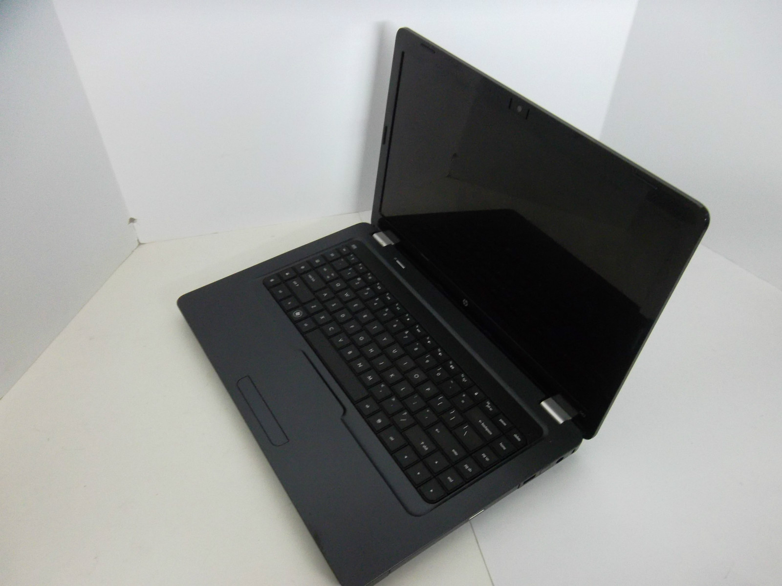 HP G62-340US 15.6″ AMD Athlon II DC 2.2GHz 2GB Wi-Fi WebCam DVD±RW XH066UA#ABA