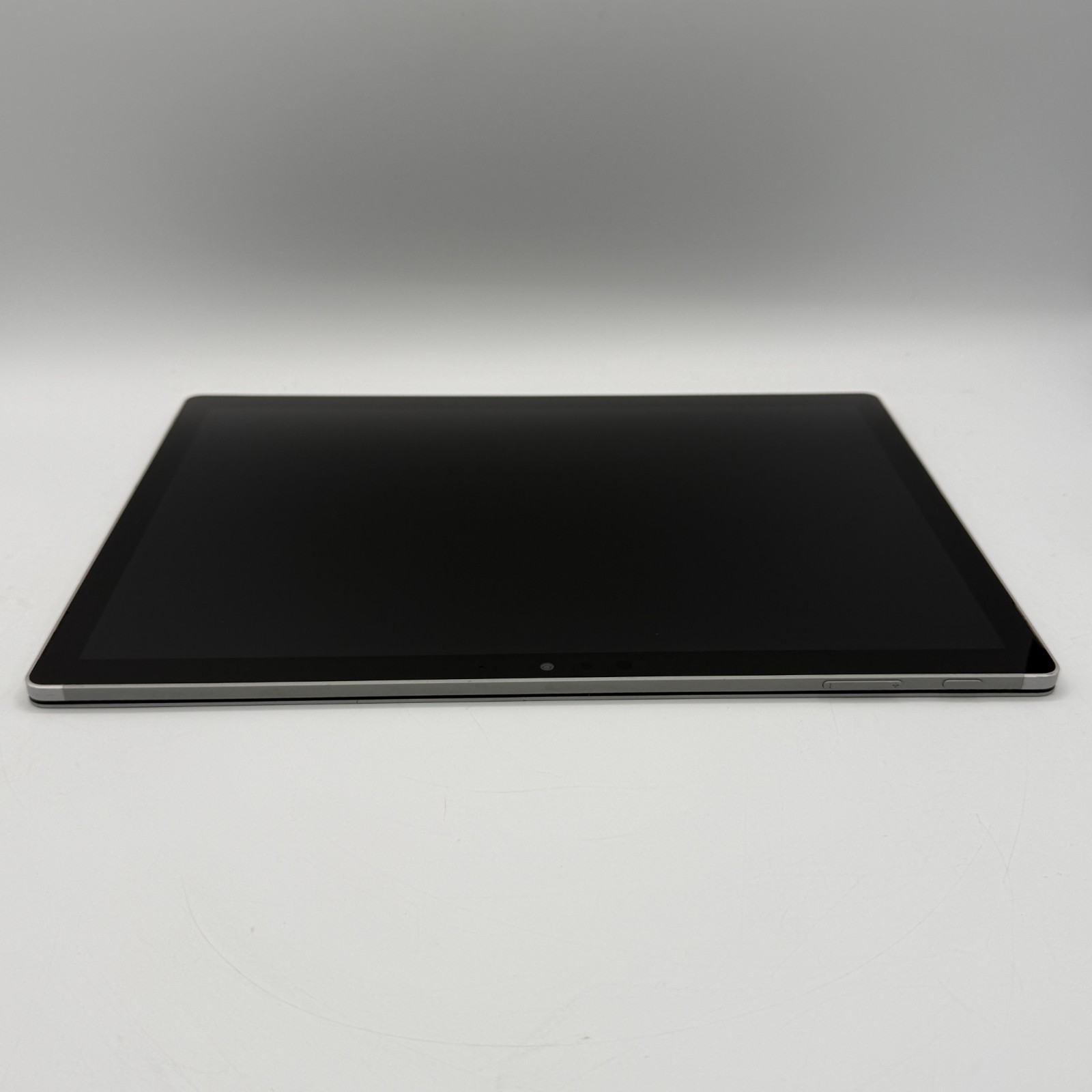 Microsoft Surface Book 2 1832 13.5″ i5-8350U 1.7GHz 8GB RAM 256GB SSD NOkeyboard
