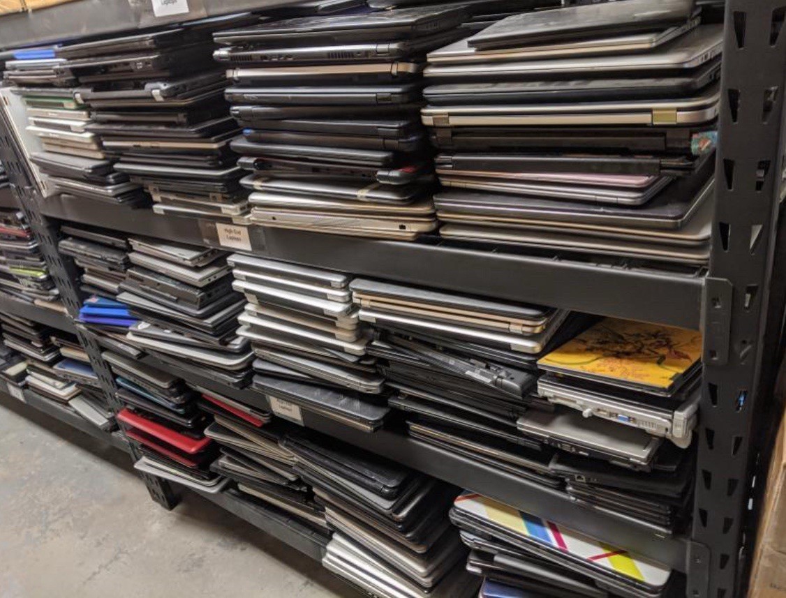 Lot of 15 Laptops – Apple, HP, Microsoft, Toshiba & More – Mixed Brands/Models