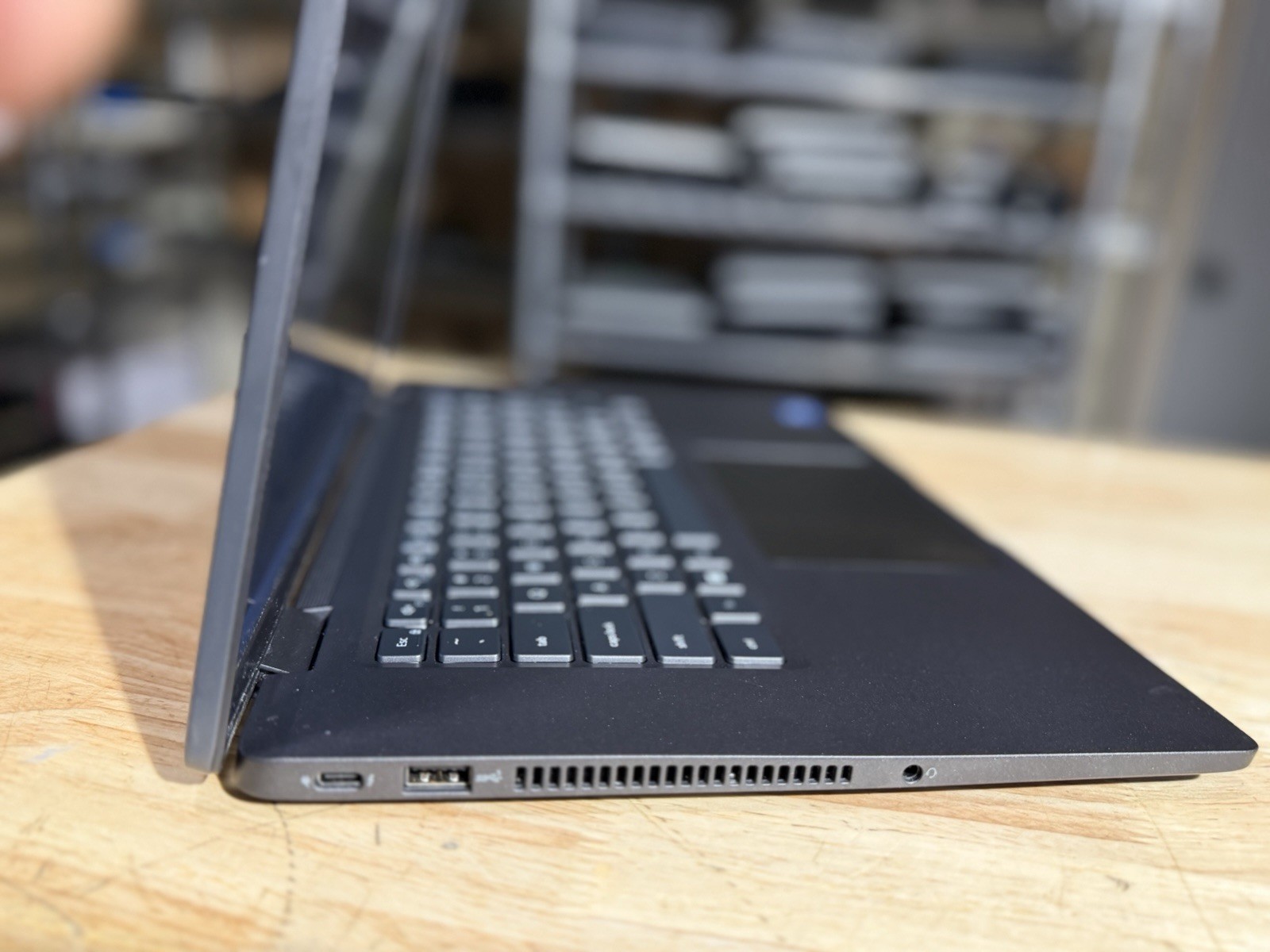 Dell Latitude 7530 25.6” FHLaptop i5-1235U 8GB RAM 256 GB NVME WIN 11 Pro