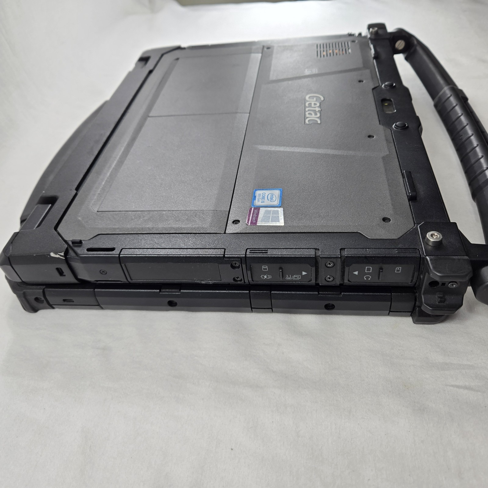 Getac K120 Toughbook i5-8250U 1.60GHz 256GB SSD 16GB Ram – 4G – GPS – Kyb LITE
