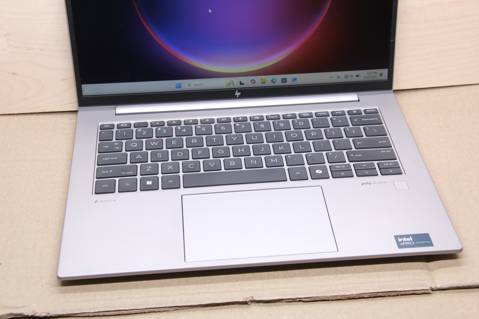 HP ZBook Firefly G11 14″ FHD+ ULTRA 5 135U 256GB 16GB W11P Backlit Warranty