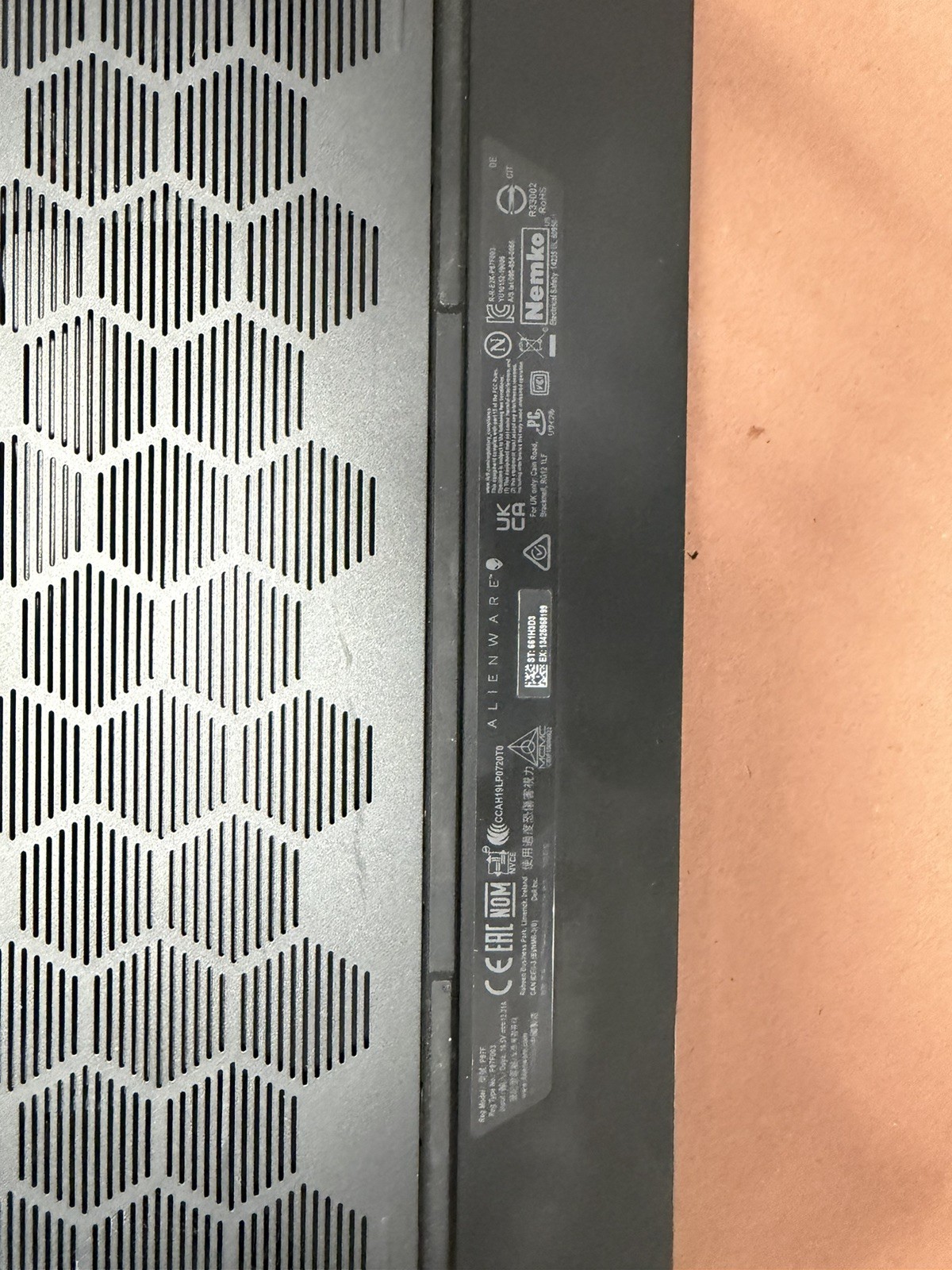 Alienware m15 R4 15.6″ Gaming Laptop i7-10870H RTX 3060 16GB RAM 1TB SSD 144Hz