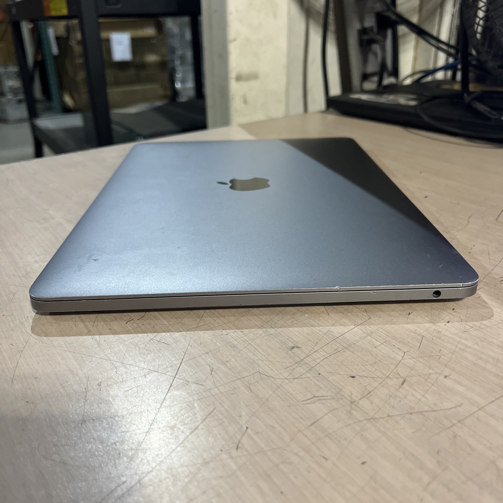APPLE MACBOOK PRO 13″ MID-2017 CORE I5-7360U 2.3GHZ 8GB RAM NO HD