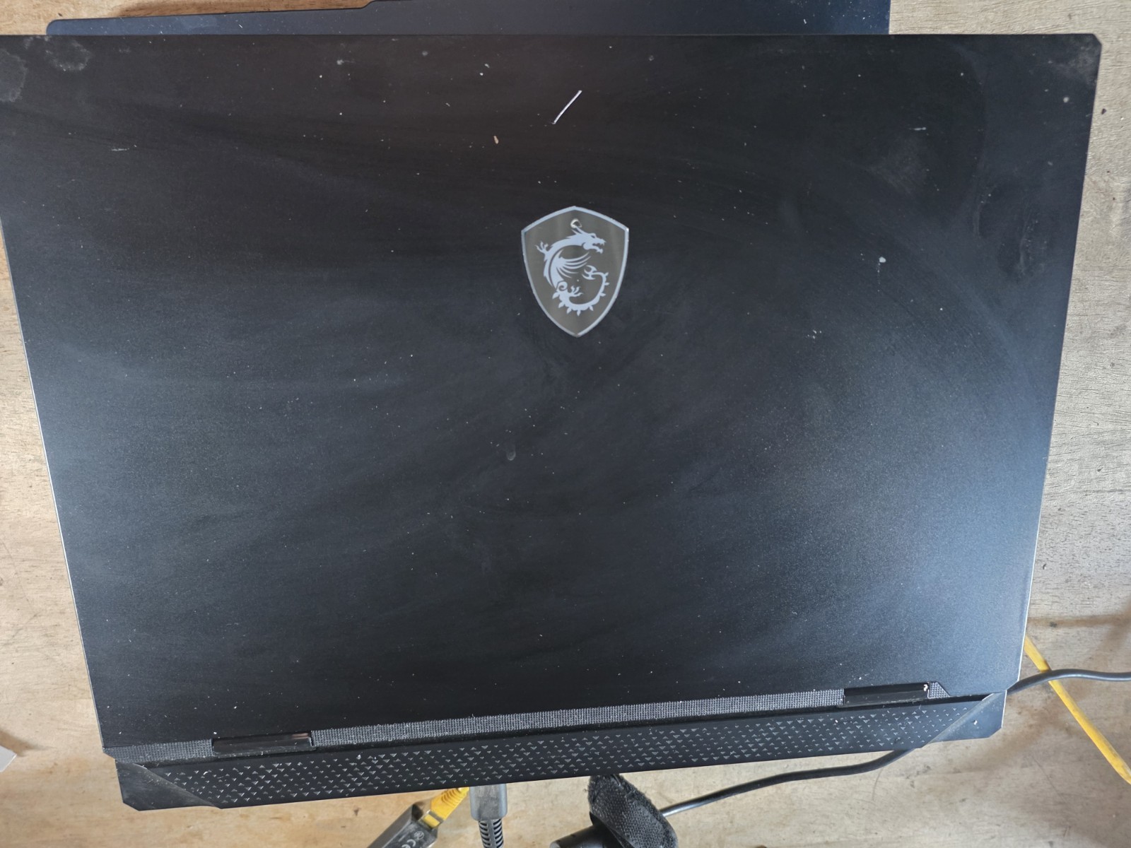 MSI | Raider 18 HX A14VIG-495US 18 in QHD+ i9-14900HX RTX 4090 Power